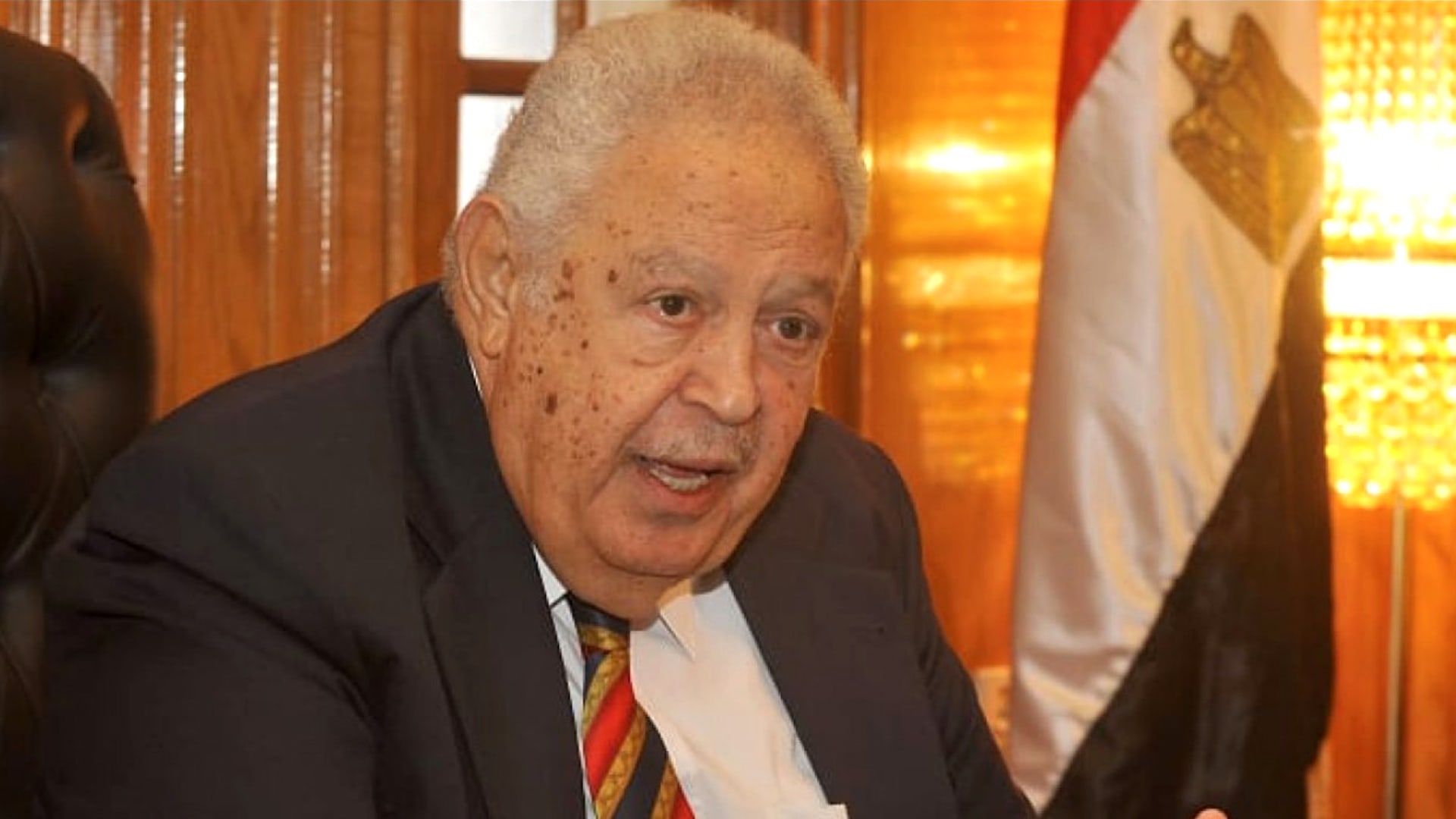 وفاة نقيب محامين مصر خلال جلسة محاكمة