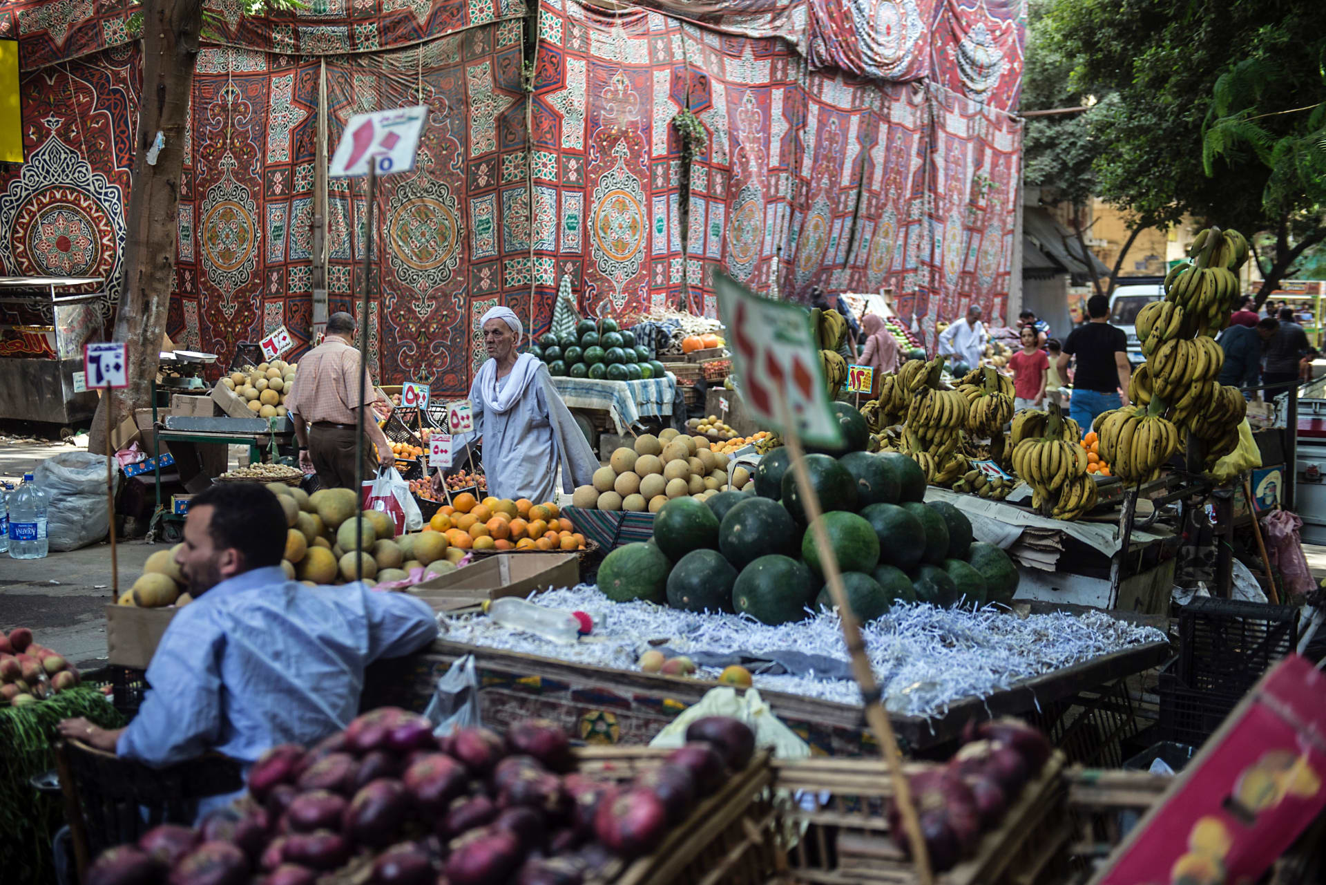 صورة أرشيفية لأحد الأسواق في مصر 