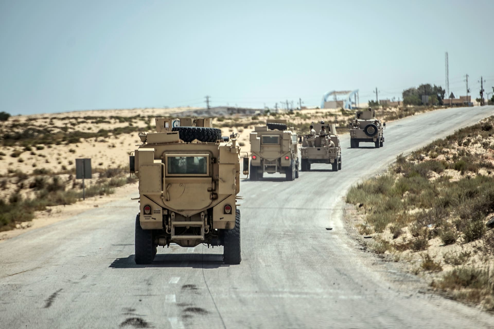 الجيش المصري يعلن القضاء على 23 "تكفيريًأ".. ومقتل ضابط و4 جنود