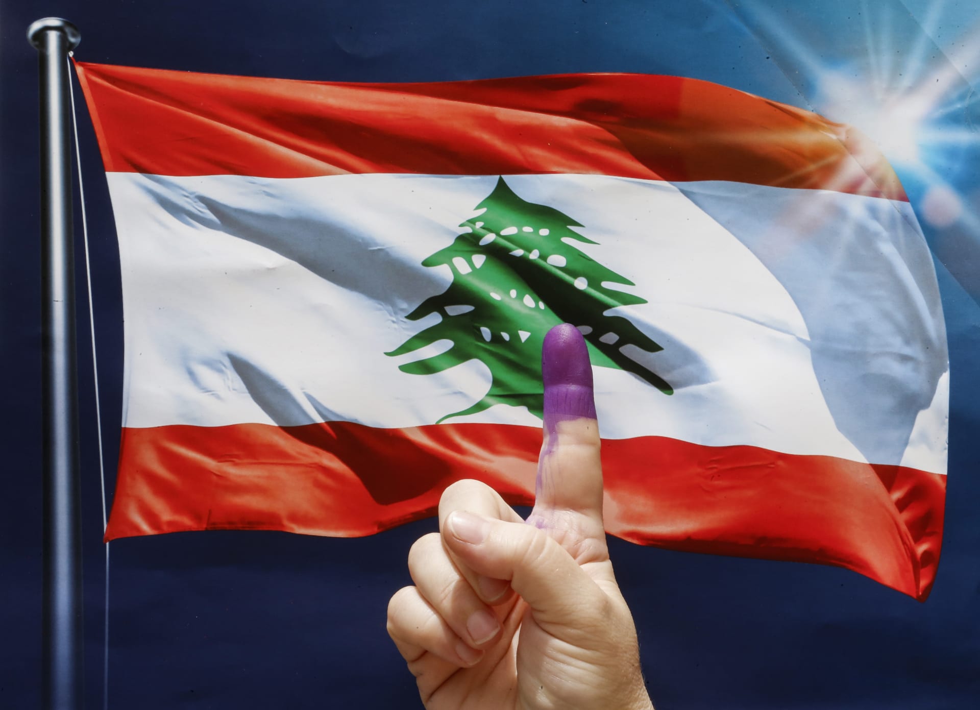 حزب الله يخسر الأغلبية في برلمان لبنان وسط مكاسب لـ"القوات" وممثلي حراك 2019
