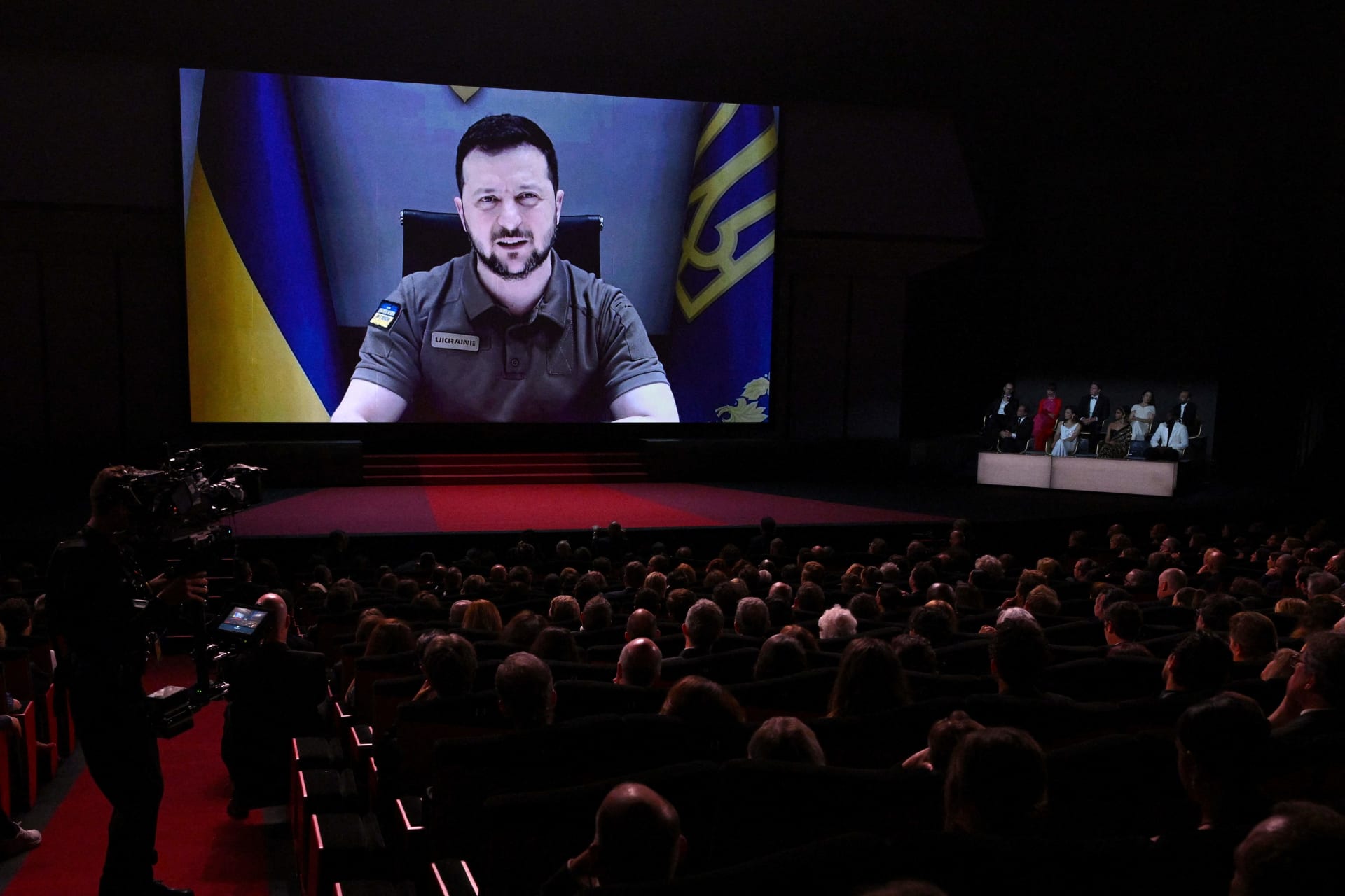 كلمة الرئيس الأوكراني فولوديمير زيلينسكي في حفل افتتاح مهرجان كان 