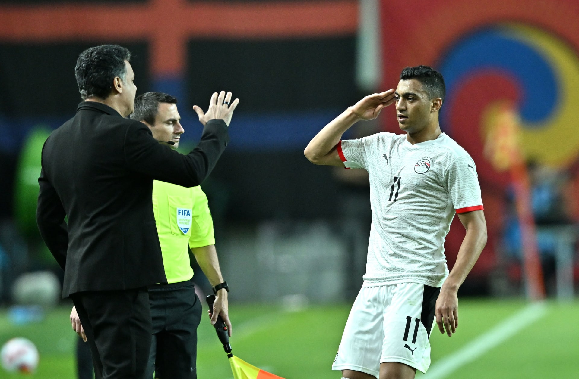 اتحاد كرة القدم المصري يعلن مصير إيهاب جلال مع المنتخب
