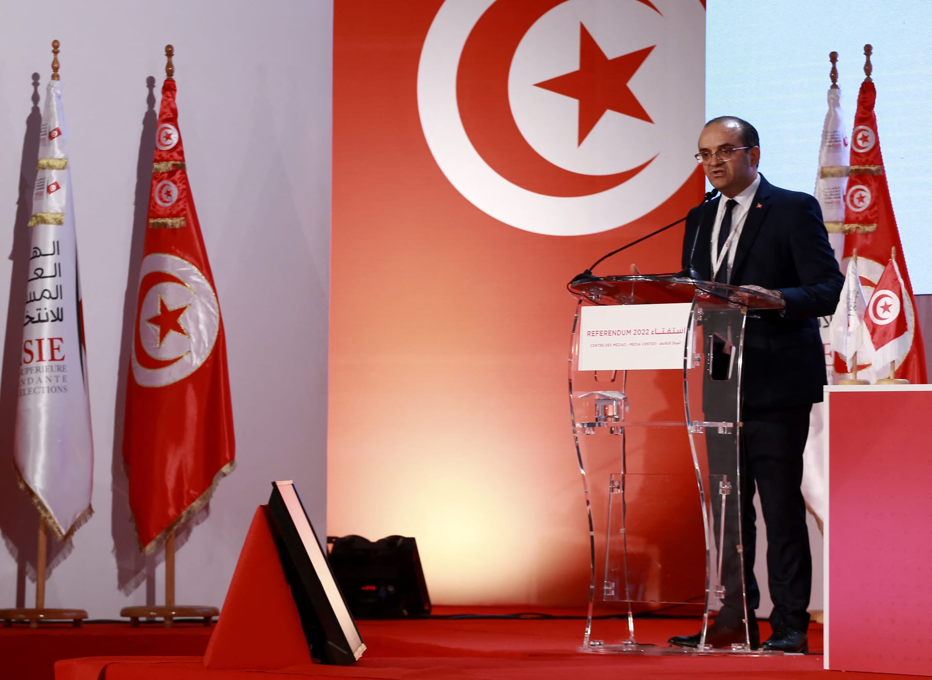 رئيس الهيئة العليا للانتخابات في تونس، فاروق بوعسكر