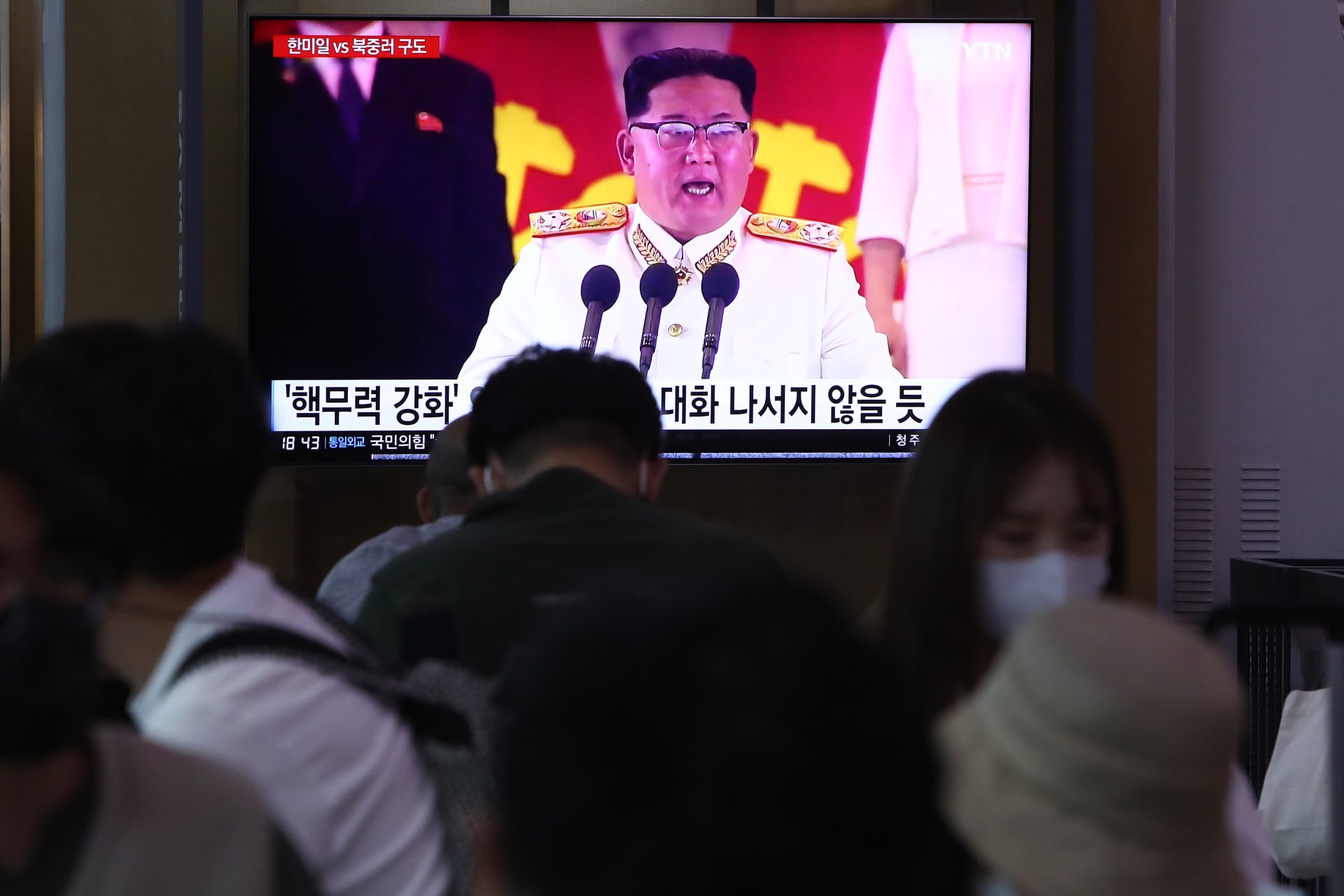 صورة أرشيفية لخطاب ألقاه زعيم كوريا الشمالية كيم جونغ أون