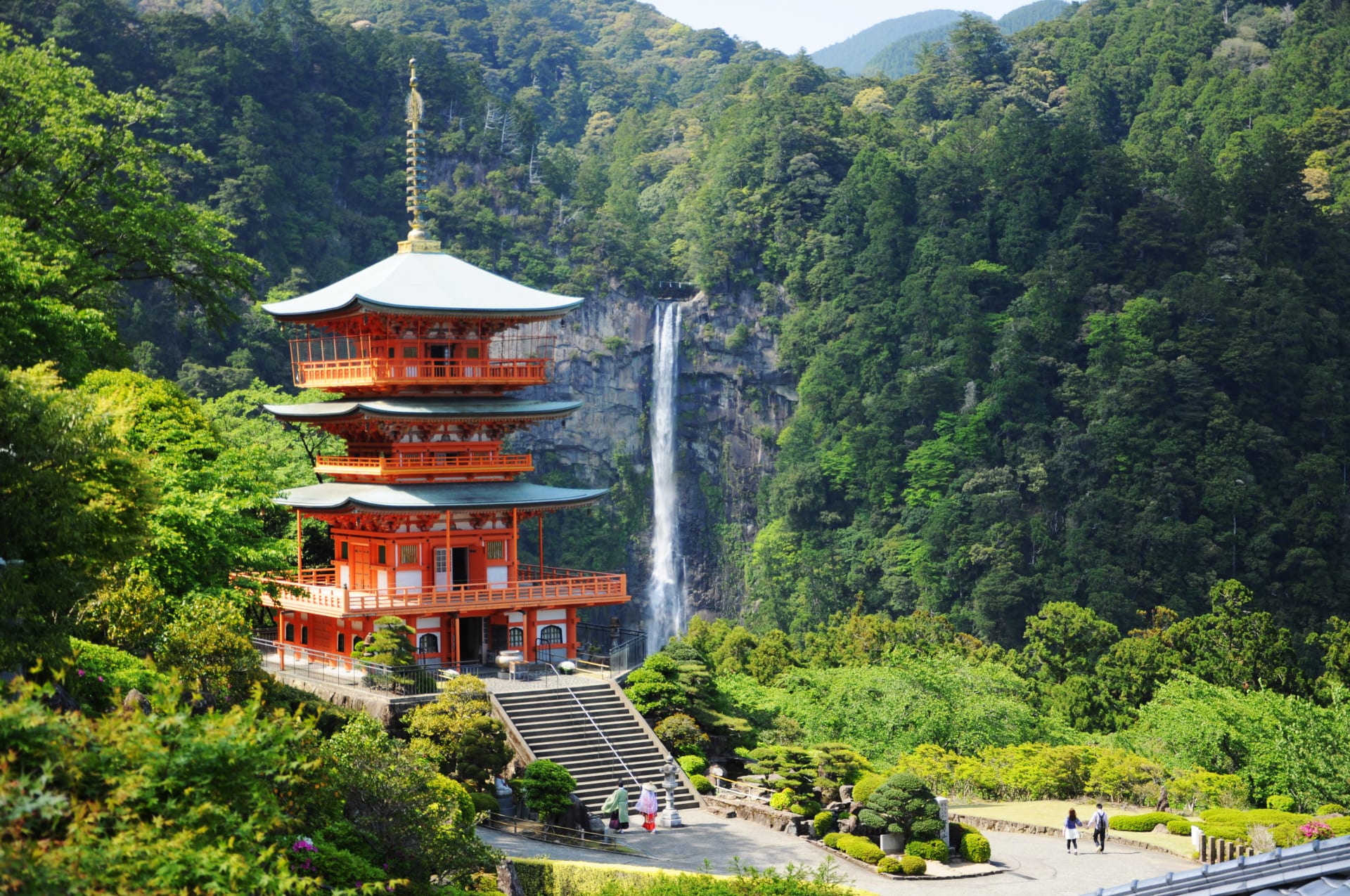 فتحت اليابان أبوابها للمسافرين.. ولكن ما سبب عدم عودة السياح حتّى الآن؟