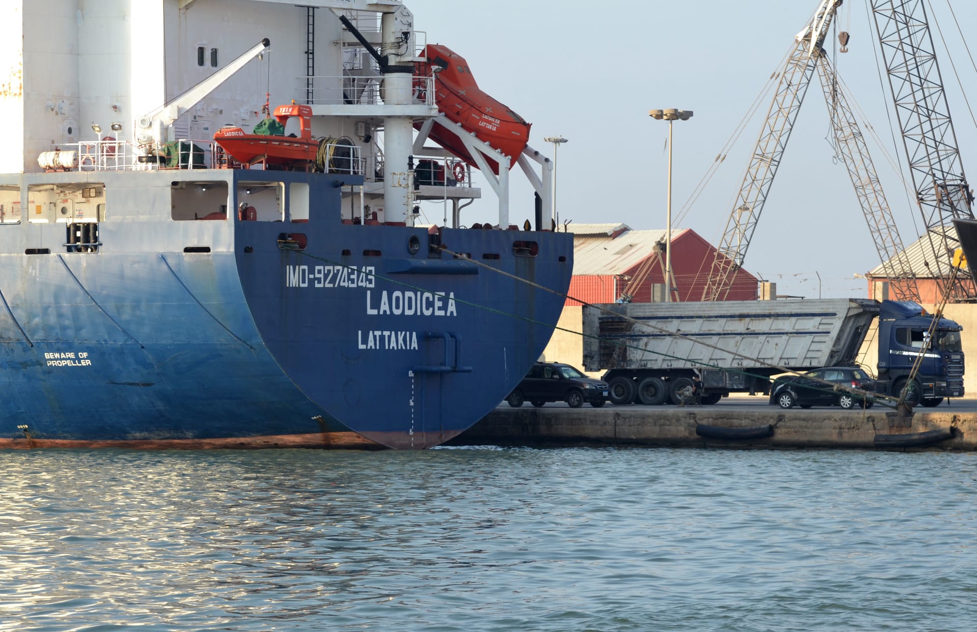 سوريا تُعلن وصول السفينة "لاوديسيا" إلى طرطوس.. وأوكرانيا تعرب عن خيبة أملها وتخذر لبنان