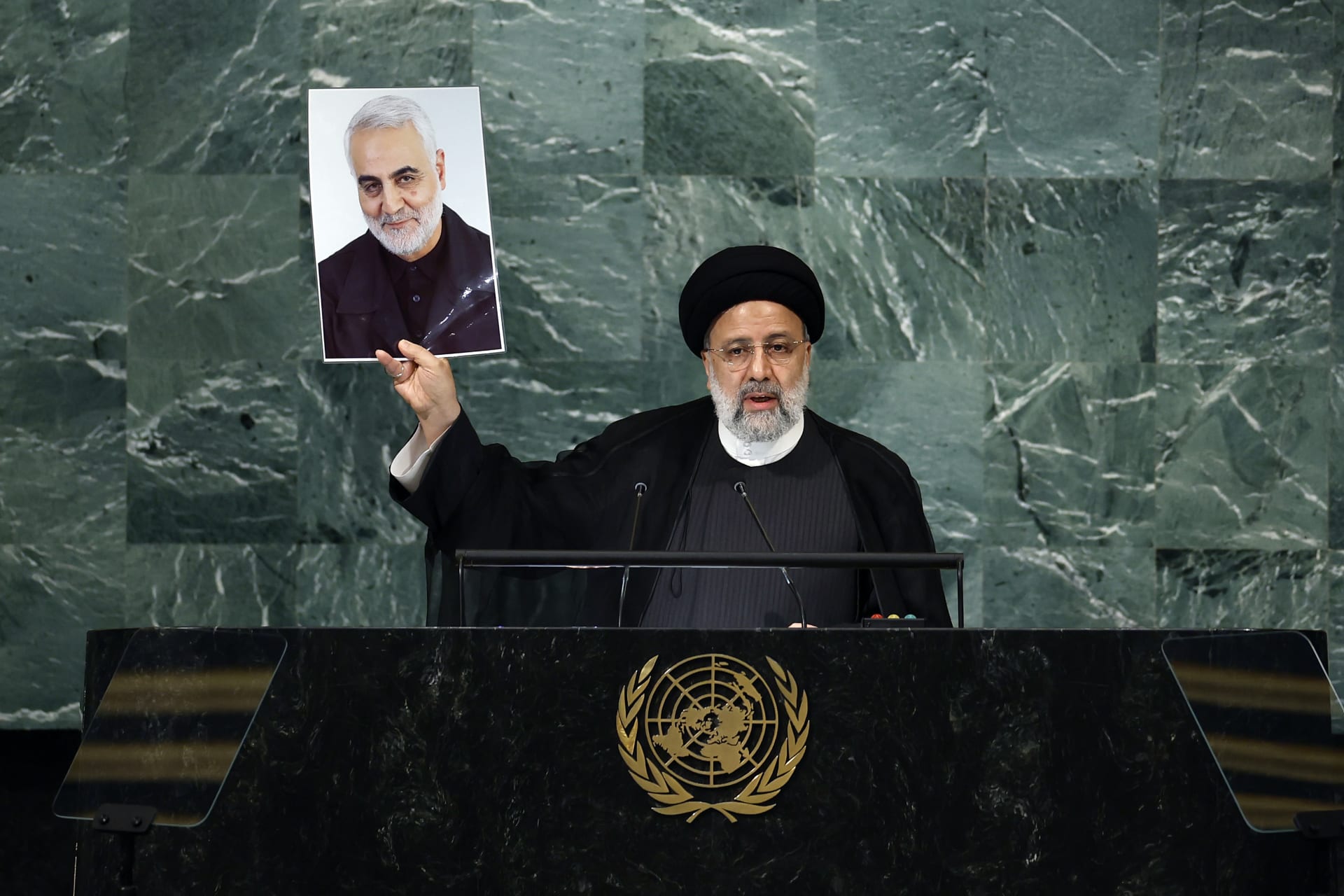 İran Cumhurbaşkanı'nın Genel Kurul'da Kasım Süleymani'nin imajını yükseltmesi ve İsrail'in onun yerine başka bir Lamhasa Amini'yi koymasının ardından tartışmalar: Gördüğümüz bu