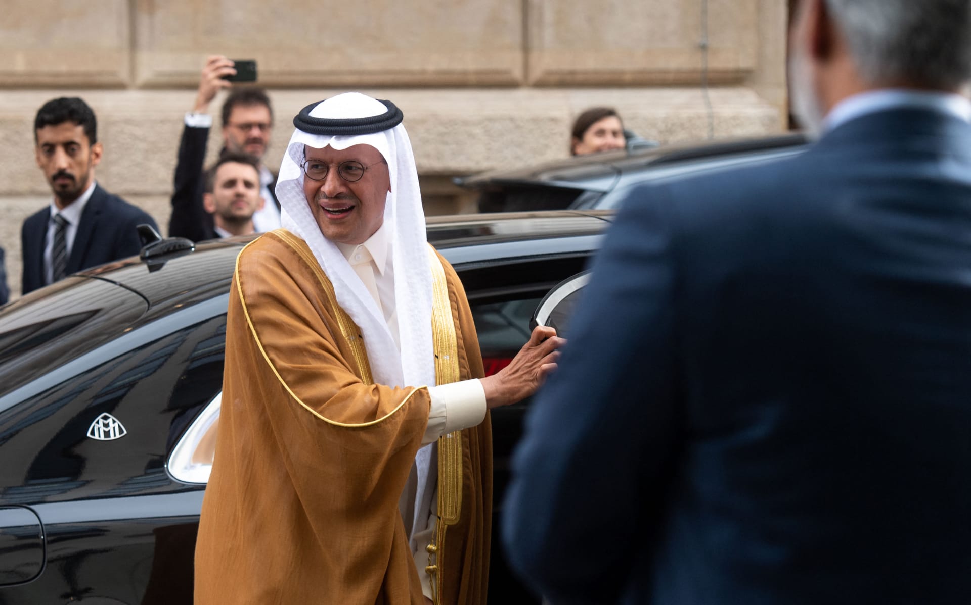 لماذا تحدت السعودية الولايات المتحدة عبر خفض أوبك إنتاج النفط؟
