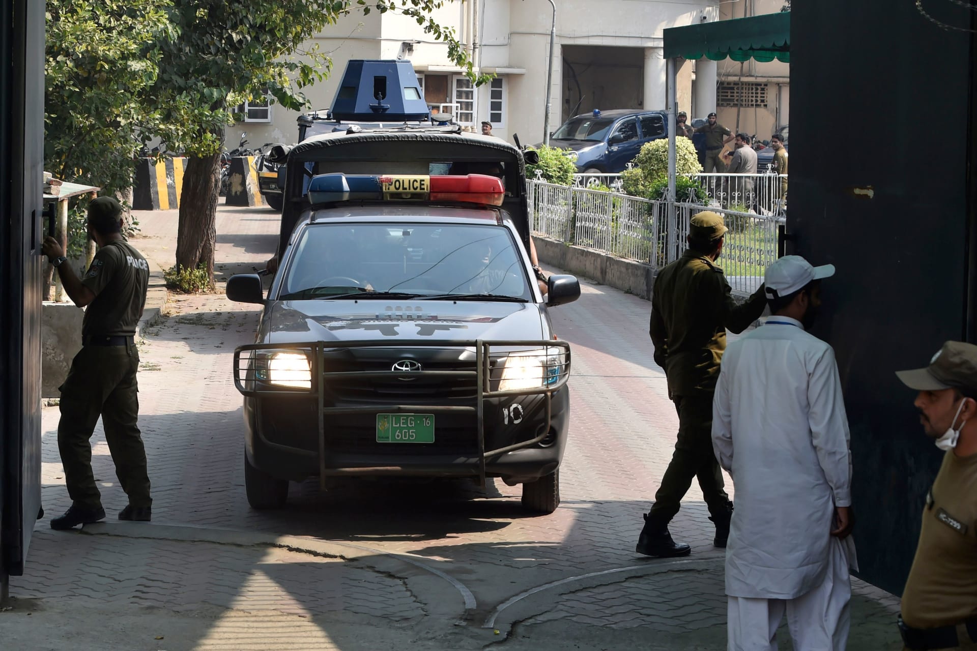 صورة أرشيفية (تعبيرية) لعناصر من الشرطة الباكستانية في لاهور