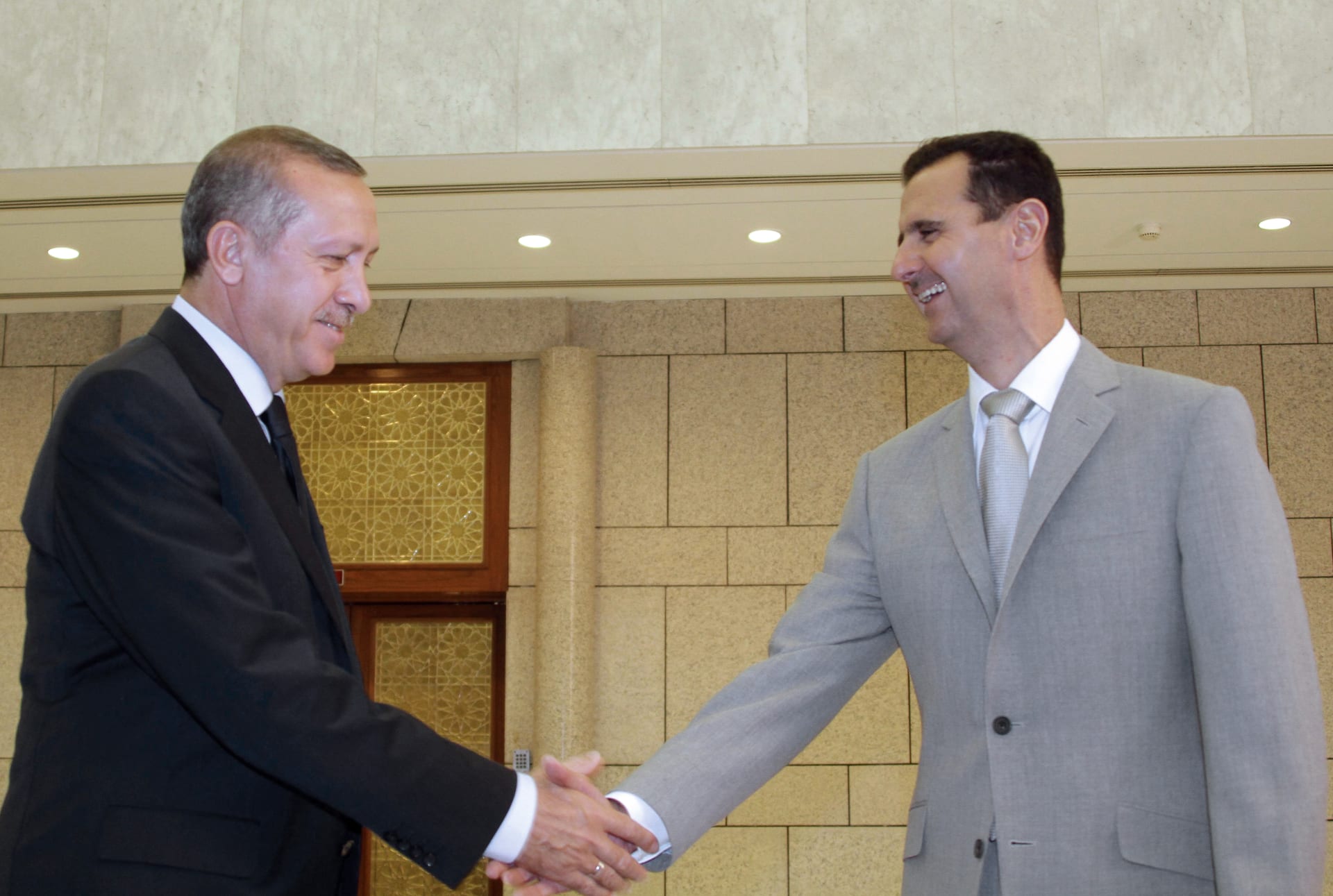 صورة أرشيفية من زيارة أردوغان إلى سوريا في أكتوبر 2010 قبل اندلاع الأزمة السورية في 2011