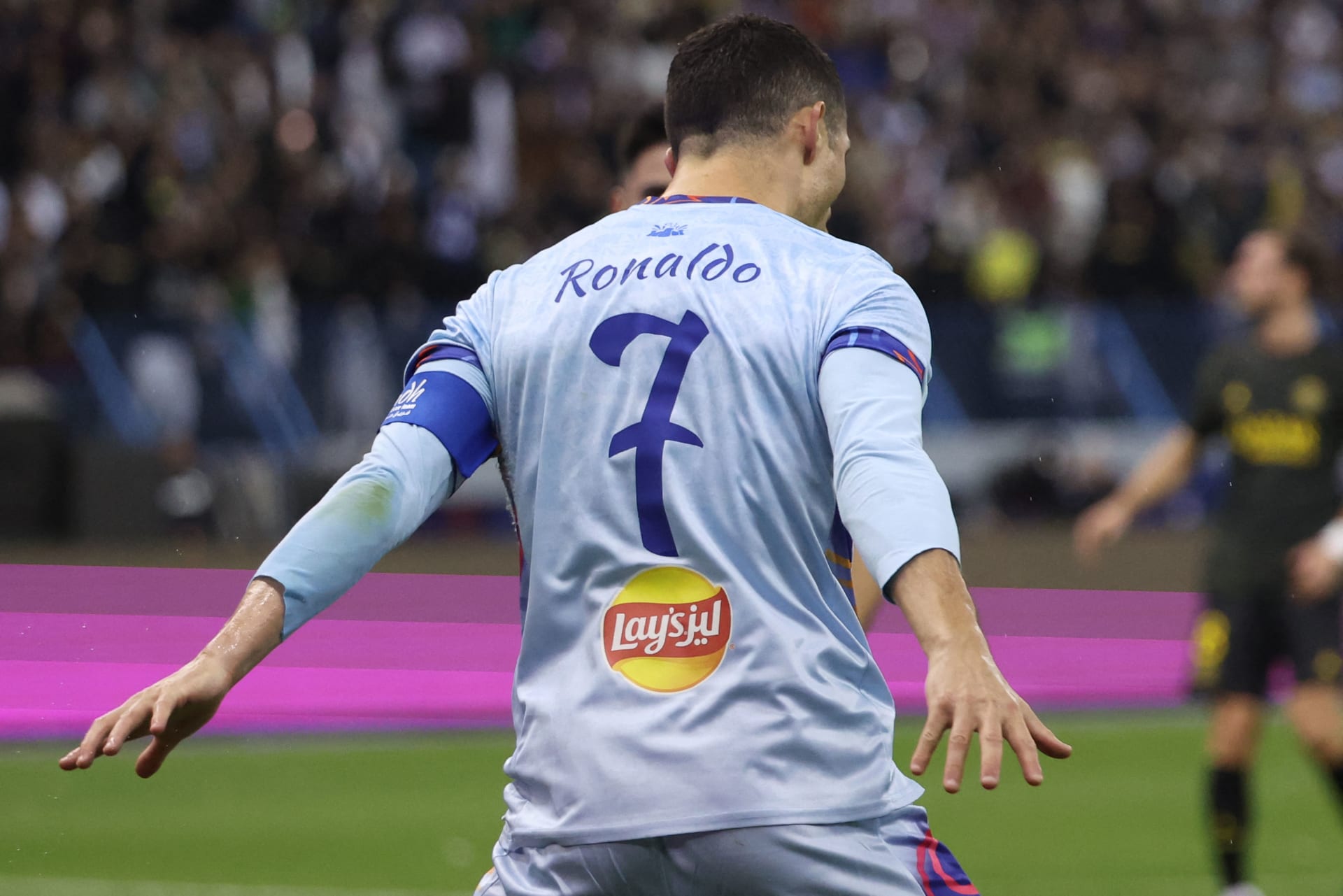 رونالدو يسجل هدفه الأول كلاعب للنصر ويرد على ميسي في مباراة "موسم الرياض"