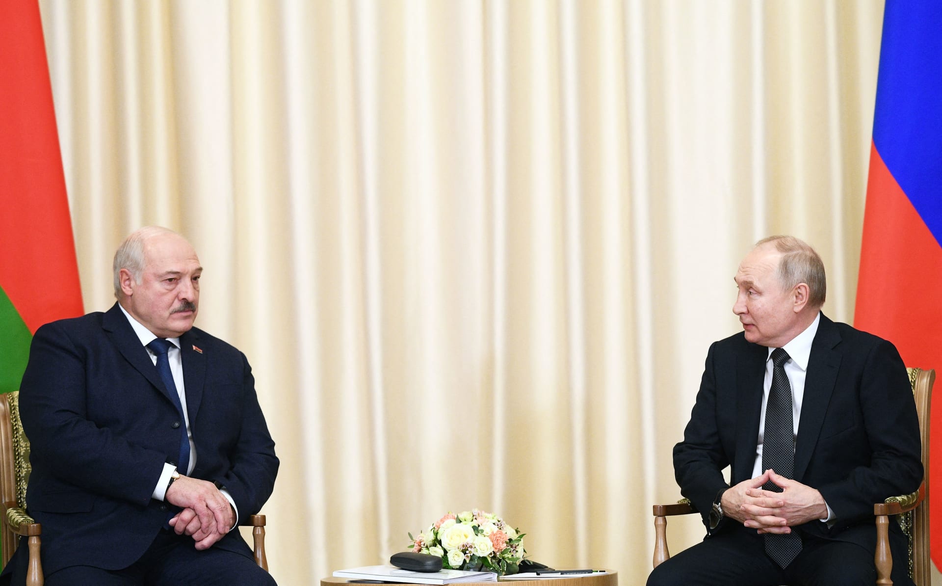 جانب من لقاء رئيس بيلاروسيا ألكسندر لوكاشينكو ونظيره الروسي فلاديمير بوتين