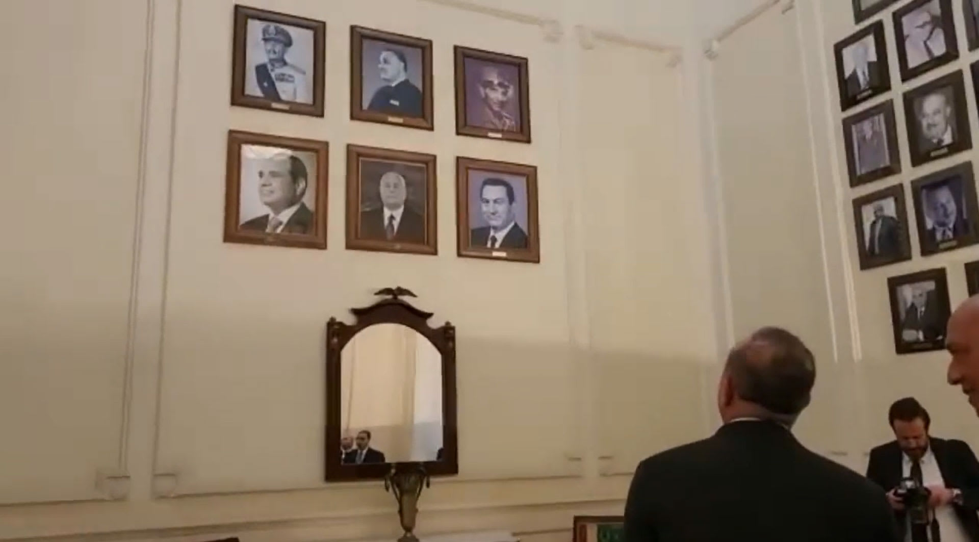 صور رؤساء مصر بدون محمد مرسي.. تفاعل على فيديو جولة وزير خارجية تركيا