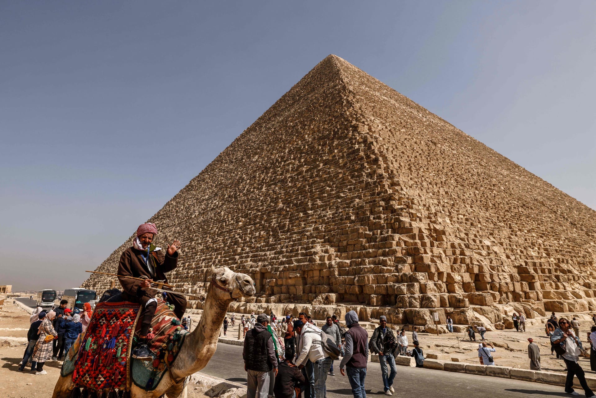 مصر: تأشيرة سياحية جديدة بـ700 دولار لمدة 5 سنوات.. ورجال أعمال: سترفع أعداد السياح