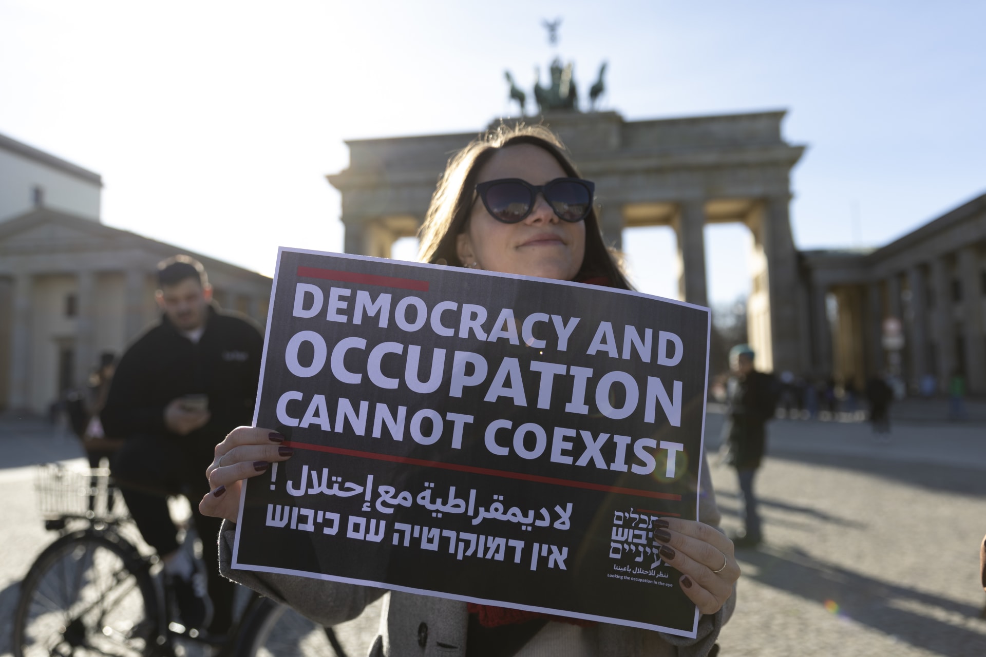 رأي.. ألون بن مئير يكتب: لا يمكن لسلطة احتلال أن تكون منارة للديمقراطية