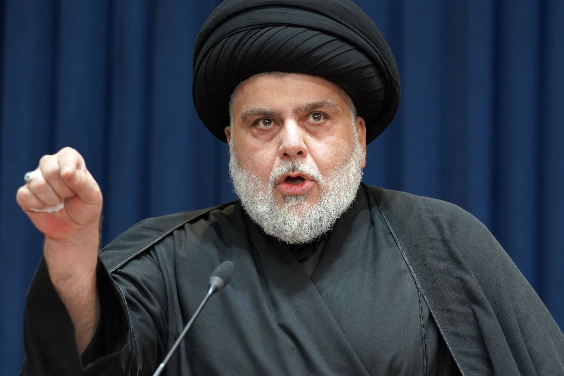 السفير الإيراني في بغداد يعلق على خروج التيار الصدري من العملية السياسية