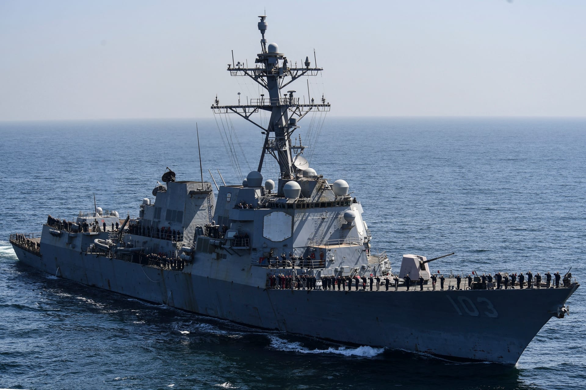مصادر لـCNN: الولايات المتحدة سترسل سفينة حربية ثالثة إلى السودان