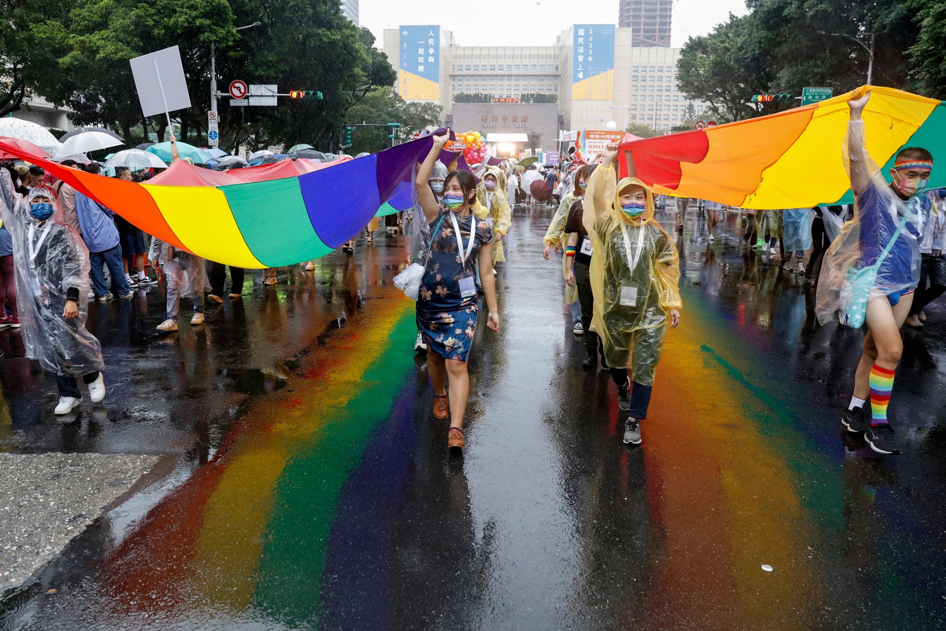 تايوان تقر مشروع قانون لمنح الأزواج من نفس الجنس حق تبني الأطفال