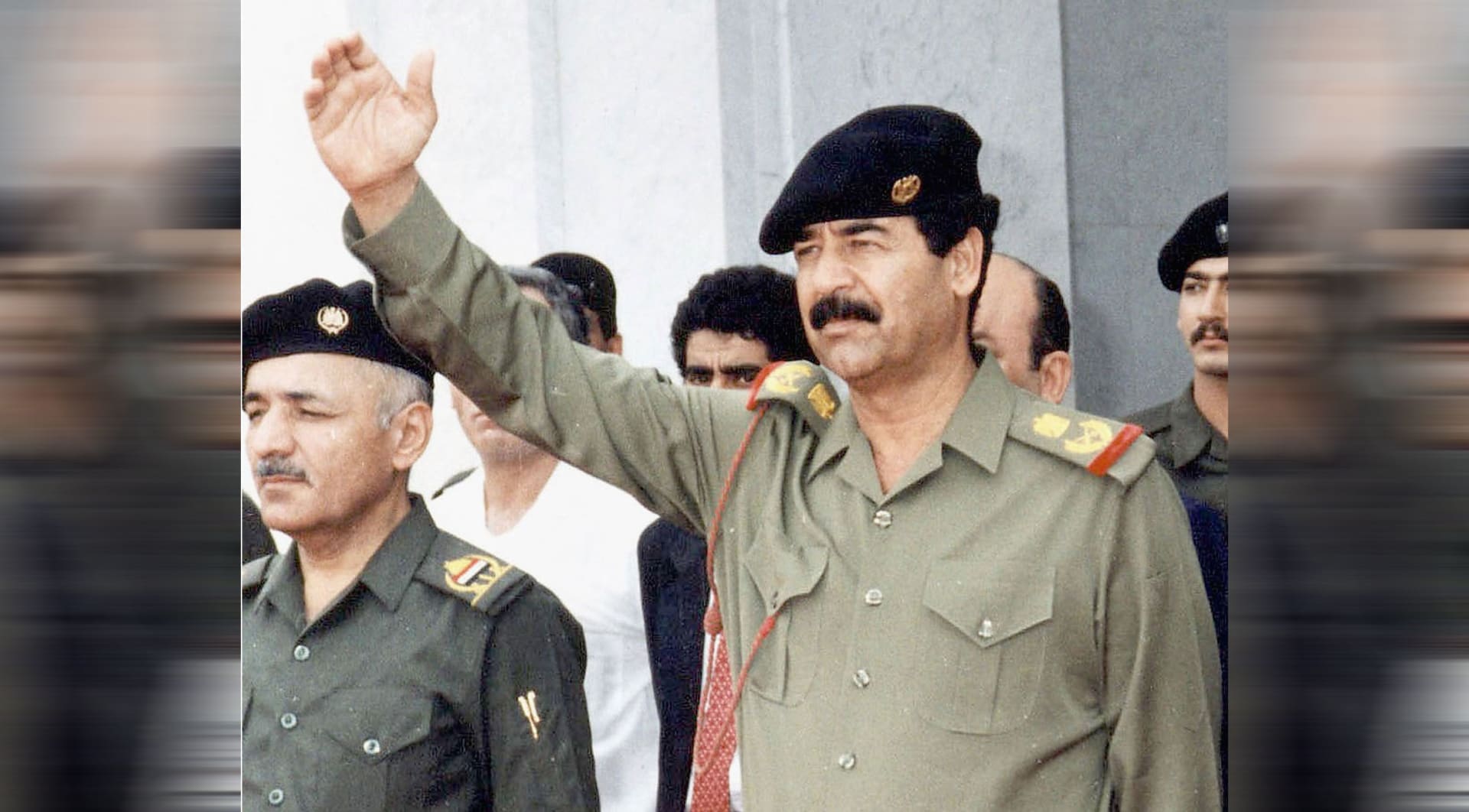 ما حقيقة اعتماد صدام حسين على أشباهه؟.. محاميه يكشف تأكد من هويته الحقيقية