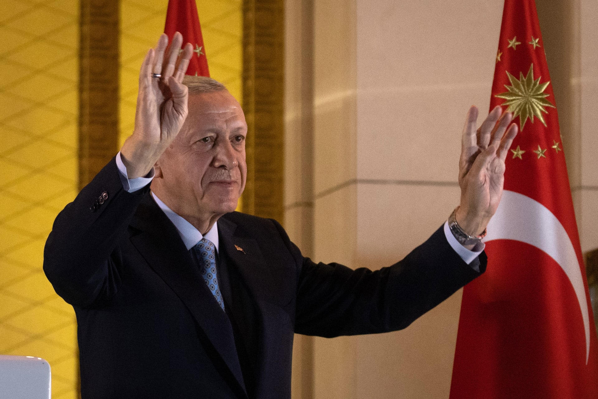 بعد التغلب عليه بالانتخابات.. أردوغان لكليجدار أوغلو: هنالك خطأ في حسابات المحاسب