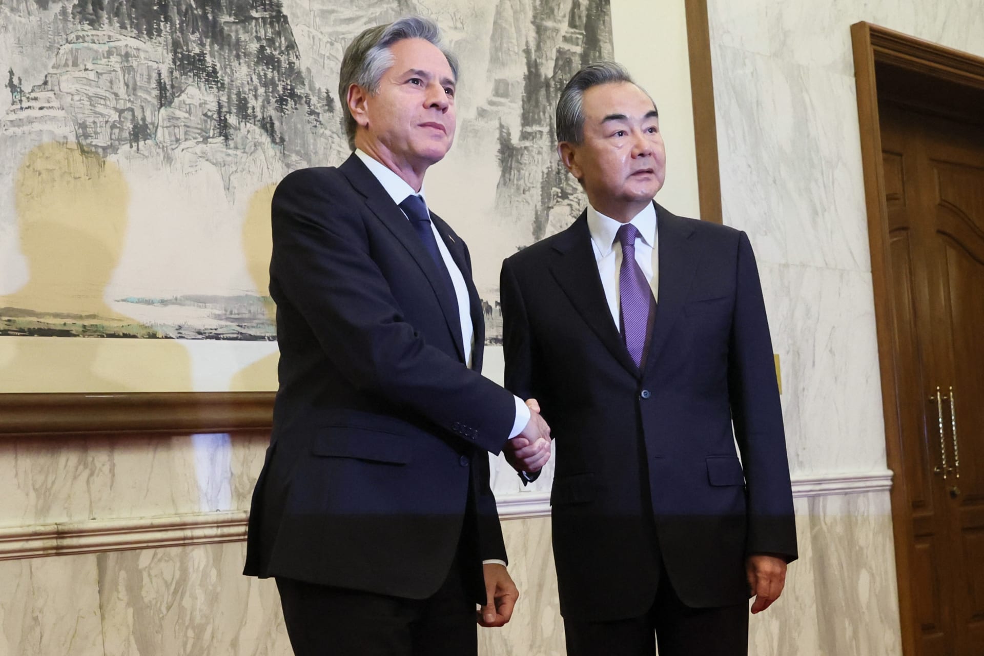 الخارجية الأمريكية تُعلق على نتائج اجتماع بلينكن ونظيره الصيني في بكين