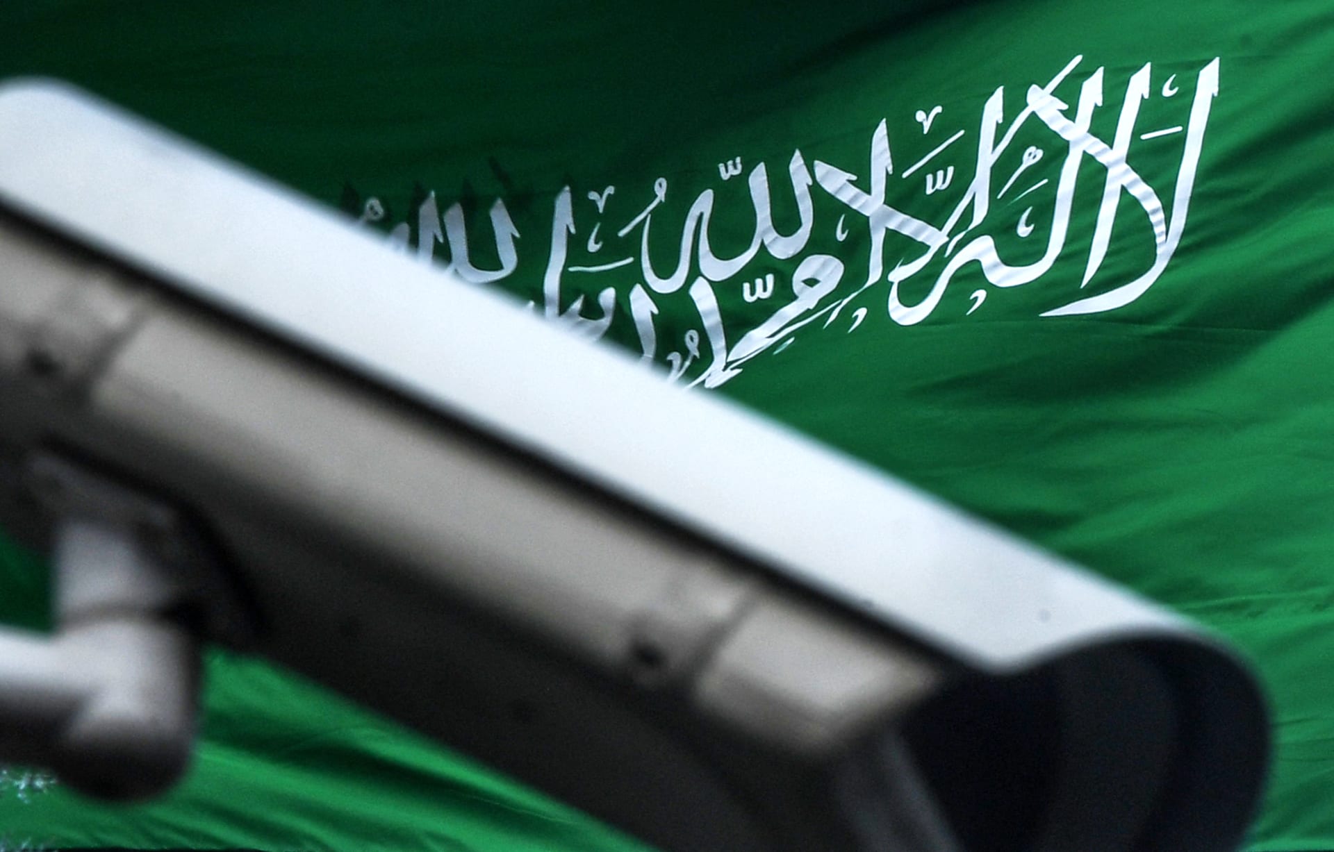 سفير أمريكا في السعودية يعلق على شجاعة حارس الأمن المقتول "بالهجوم المسلح" على القنصلية في جدة
