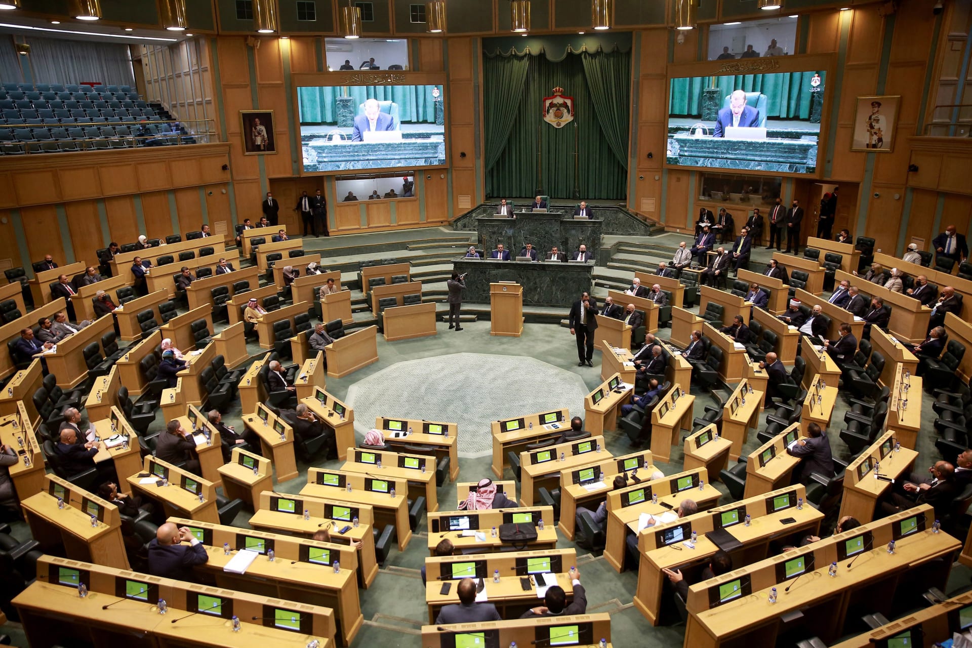 الأردن.. جدل مشروع قانون "الجرائم الإلكترونية" يتسع عشية بدء البرلمان بالمناقشة