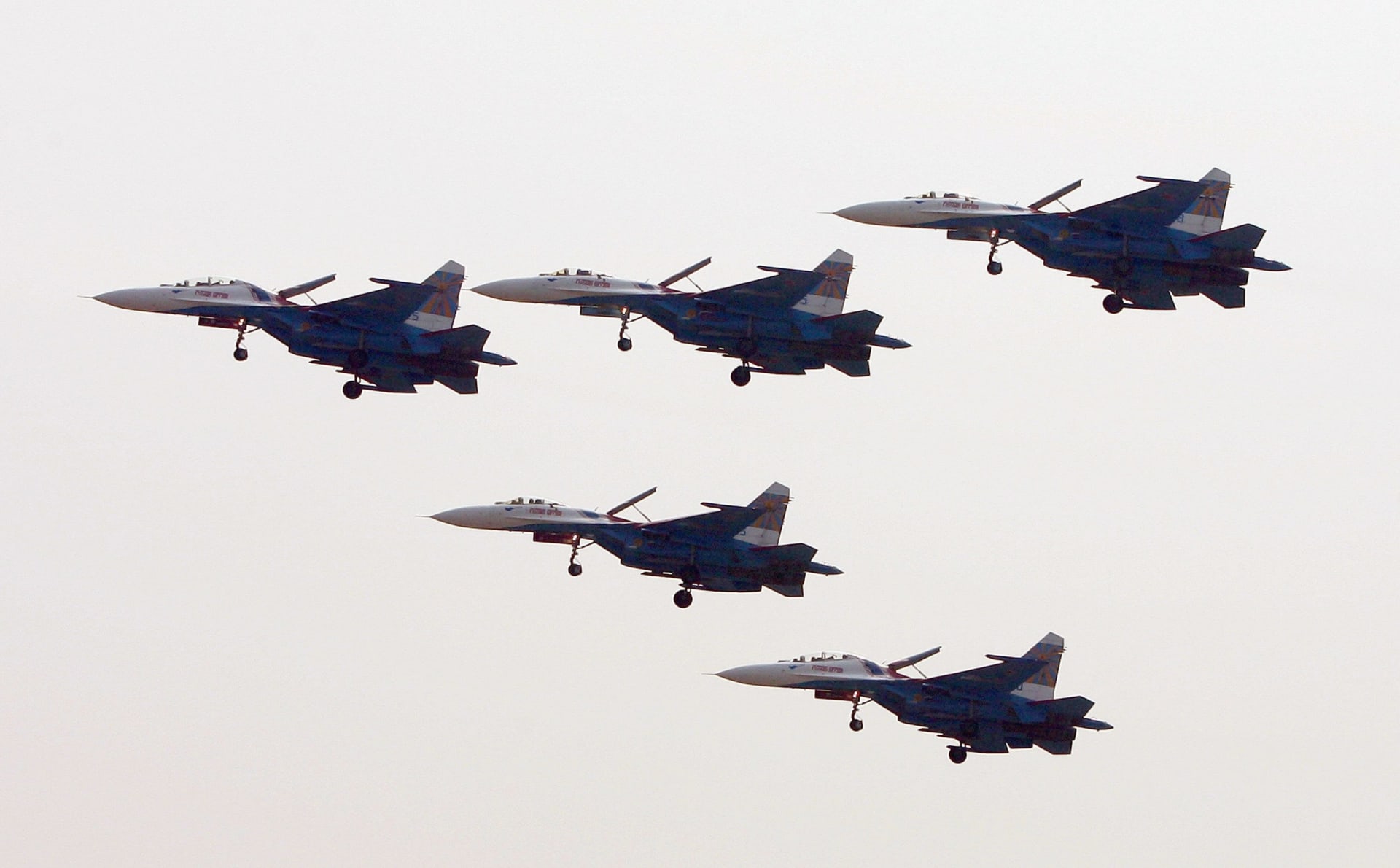 وزارة الدفاع الصينية: أول تدريب مع القوات الجوية مع الإمارات في أغسطس