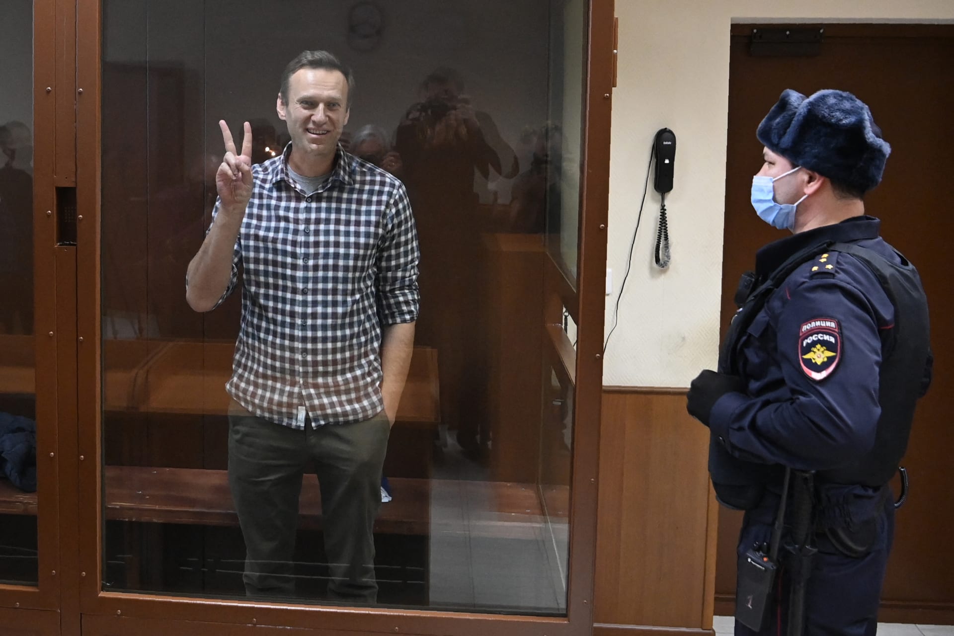 الحكم على نافالني أشهر معارضي بوتين بالسجن 19 عامًا
