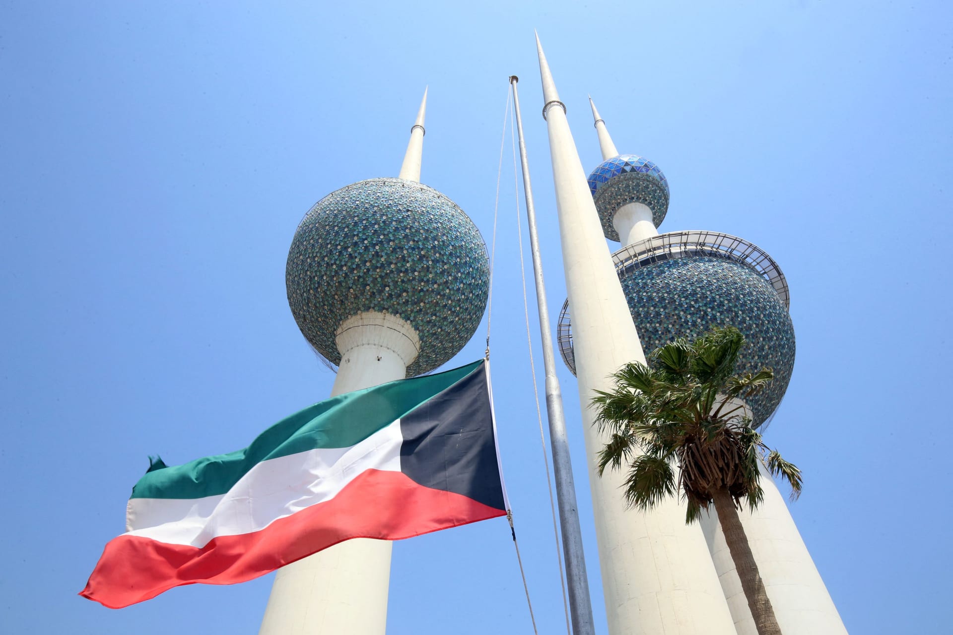 الكويت تصدر بيانا لرعاياها في لبنان بشأن "الاضطرابات الأمنية"