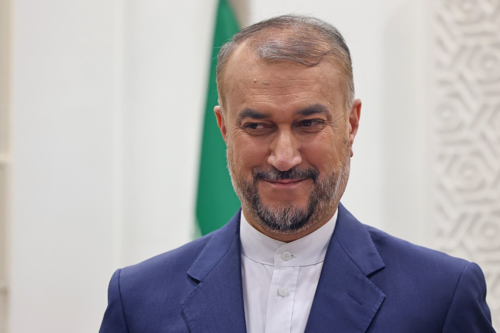 زيارة السعودية.. وزير خارجية إيران يكشف موقف رئيسي من دعوة الملك سلمان