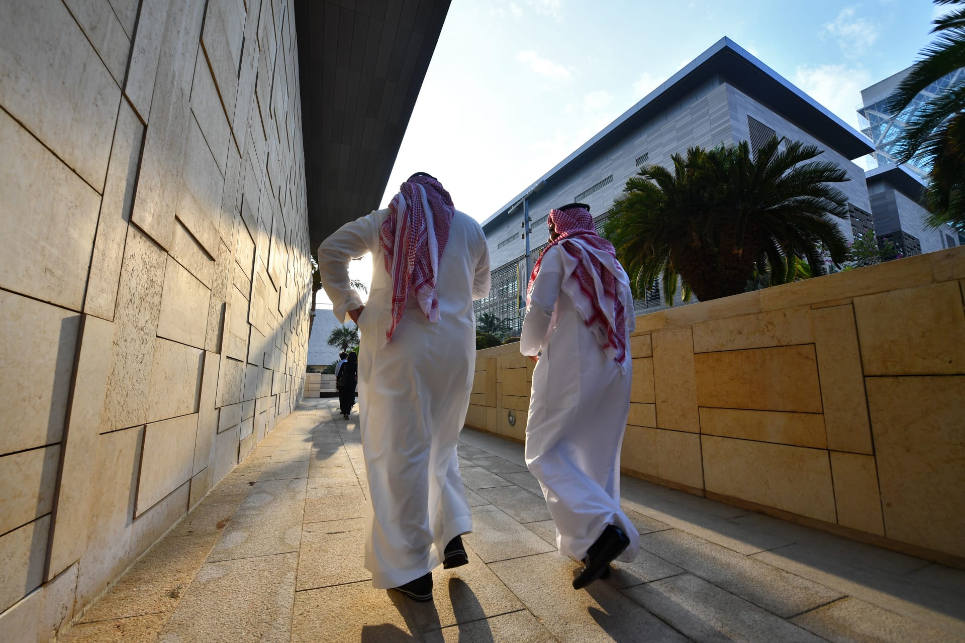 ناشط سعودي يثير تفاعلا: 80% من شعب السعودية فلسطين ليست همّه الأول