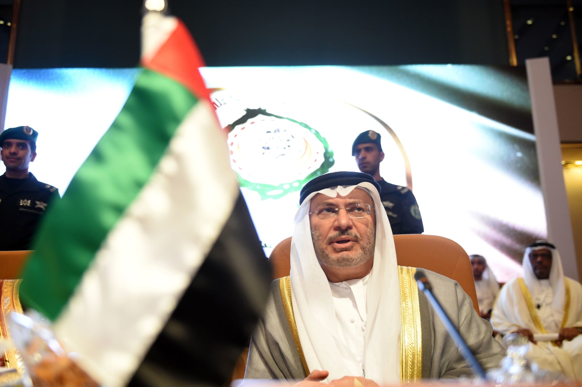قرقاش يُعلق على انضمام الإمارات إلى "بريكس": يُثبت قوة اقتصادنا وفعالية دبلوماسيتنا