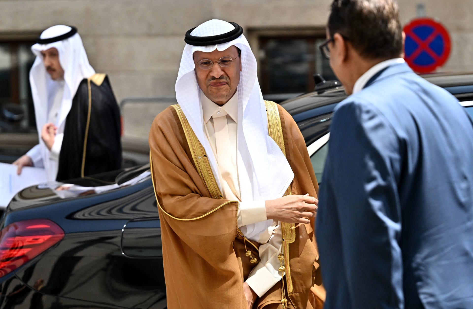  مستشار الأمن القومي الأمريكي يعلق على تمديد السعودية خفض انتاج النفط