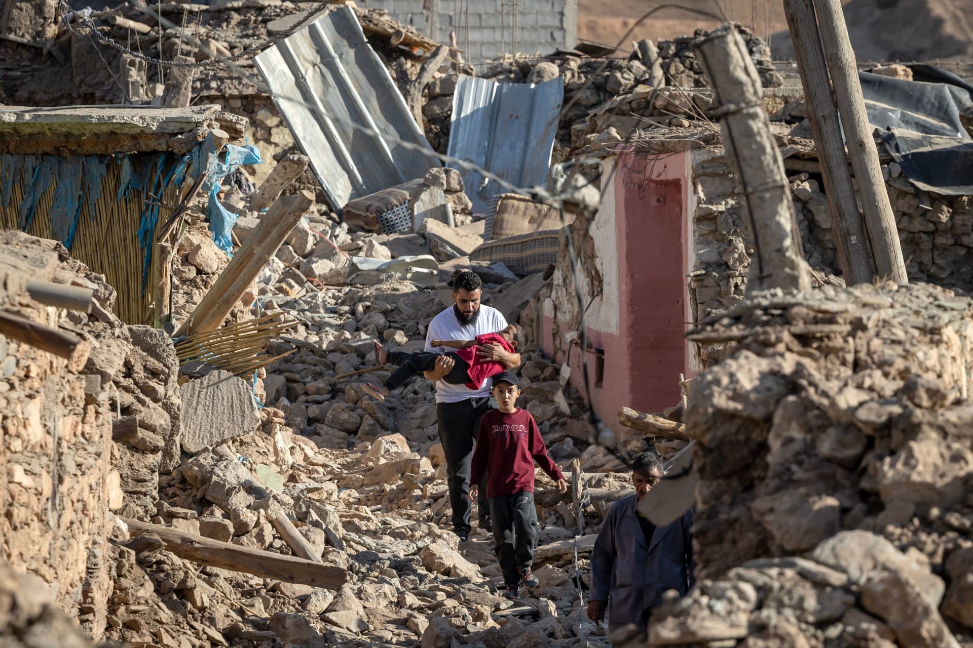 السيسي يعلن الحداد 3 أيام على ضحايا فيضانات ليبيا وزلزال المغرب.. ويوجه القوات المسلحة بإرسال الإغاثة العاجلة