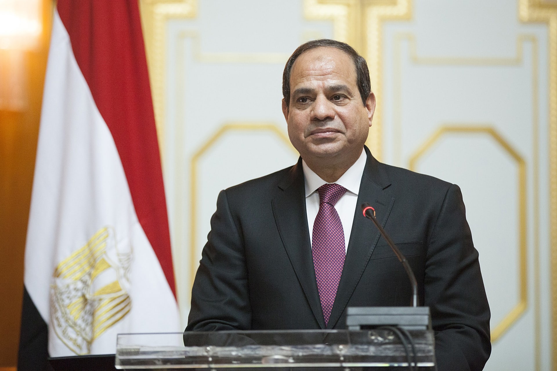السيسي يتحدث مجددا عن سبب انقطاع الكهرباء في مصر: "ربنا ساترها علينا"