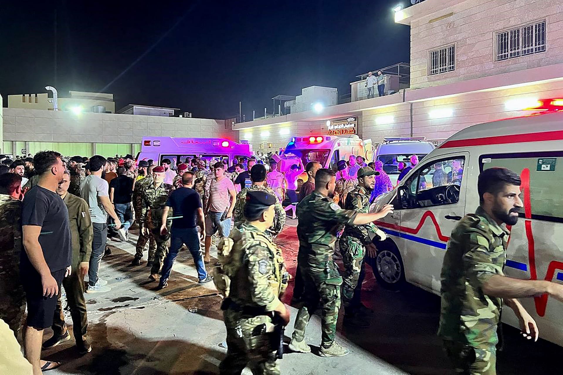 العراق.. 100 قتيل وأكثر من 150 جريحا بحريق في حفل زفاف
