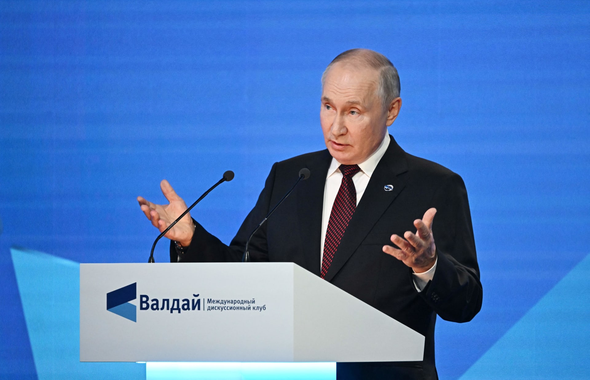 بوتين: لم نبدأ الحرب في أوكرانيا بل نحاول إنهاءها.. وعرضت على الناتو انضمام روسيا إليه سابقًا