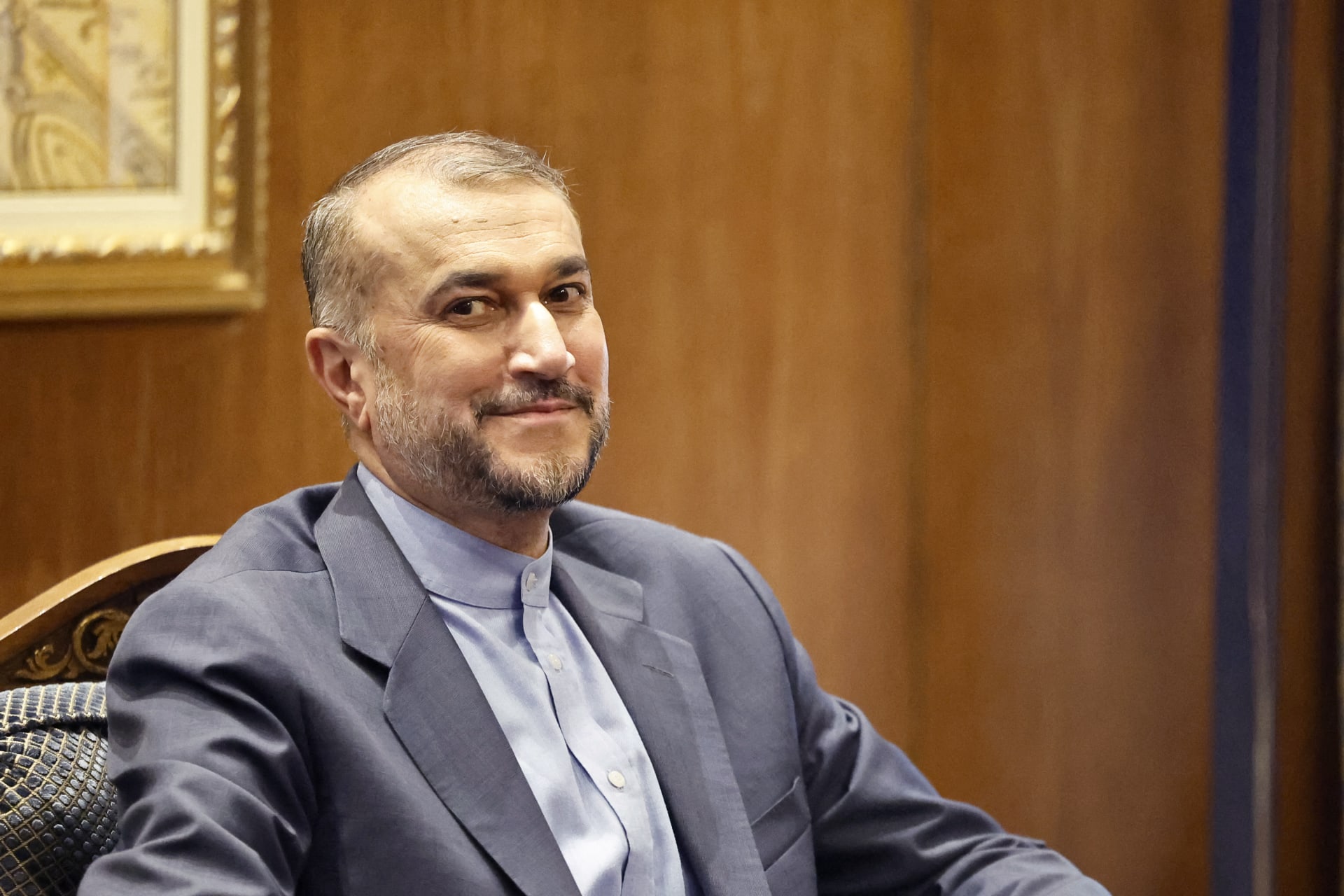 وزير خارجية إيران من بيروت: المقاومة ستقرر ما تفعله إذا اتسع نطاق الحرب الحالية