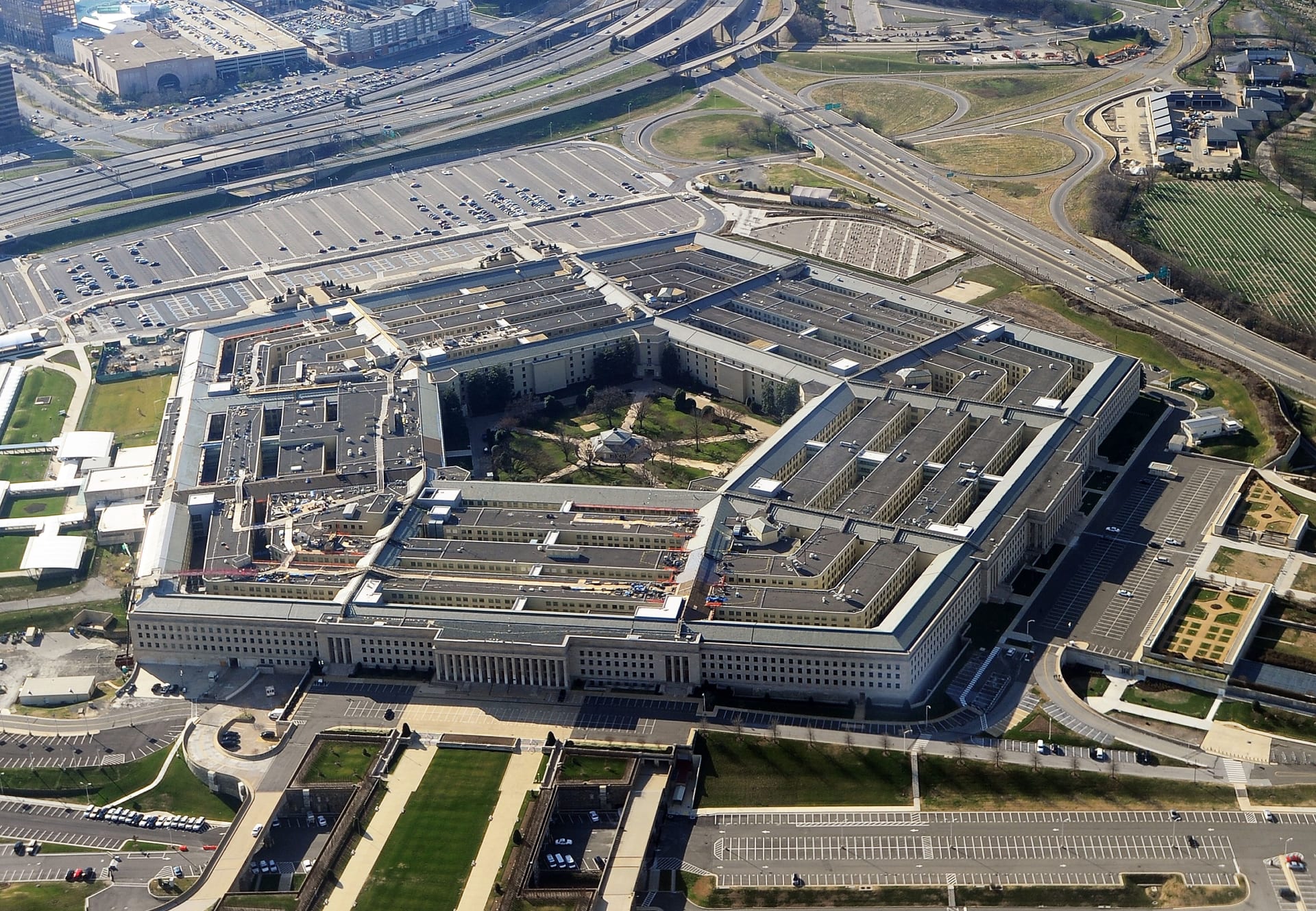 البنتاغون: إصابة 21 جنديا أمريكيا نتيجة الهجمات على قواتنا في العراق وسوريا