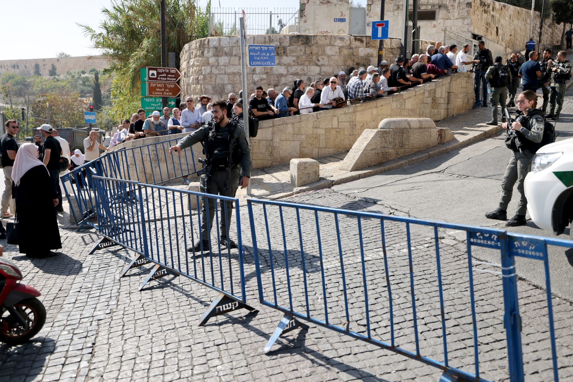 الشرطة الإسرائيلية تعزز تواجدها قبل صلاة الجمعة في المسجد الأقصى والقدس القديمة