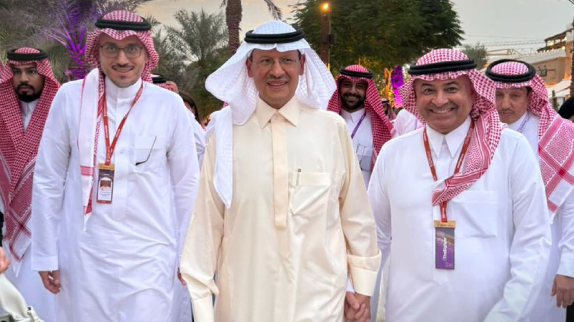 "نحن بدو وسنظل بدو".. وزير الطاقة السعودي يثير تفاعلا بتصريح