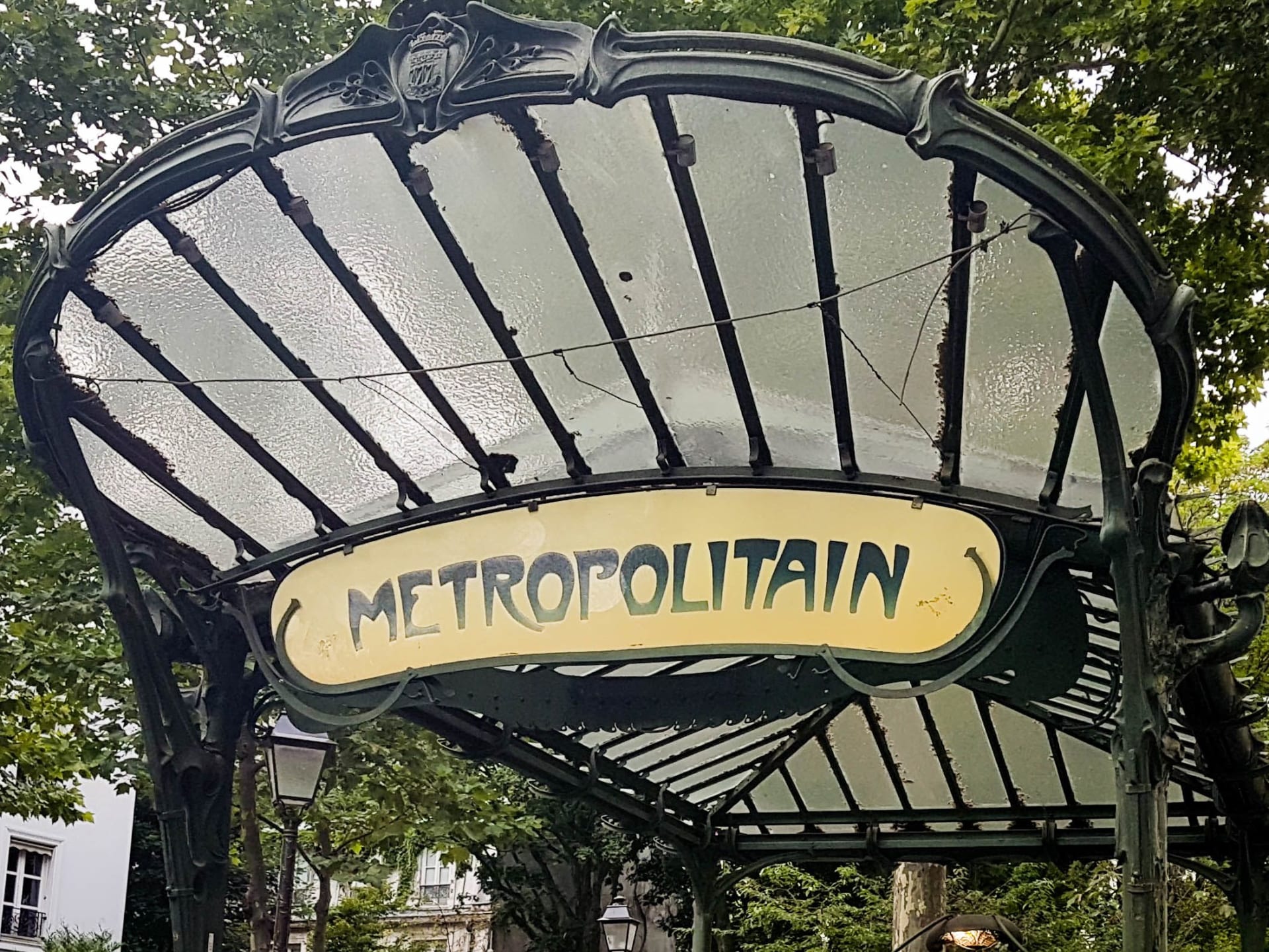 مترو باريس الحديث 