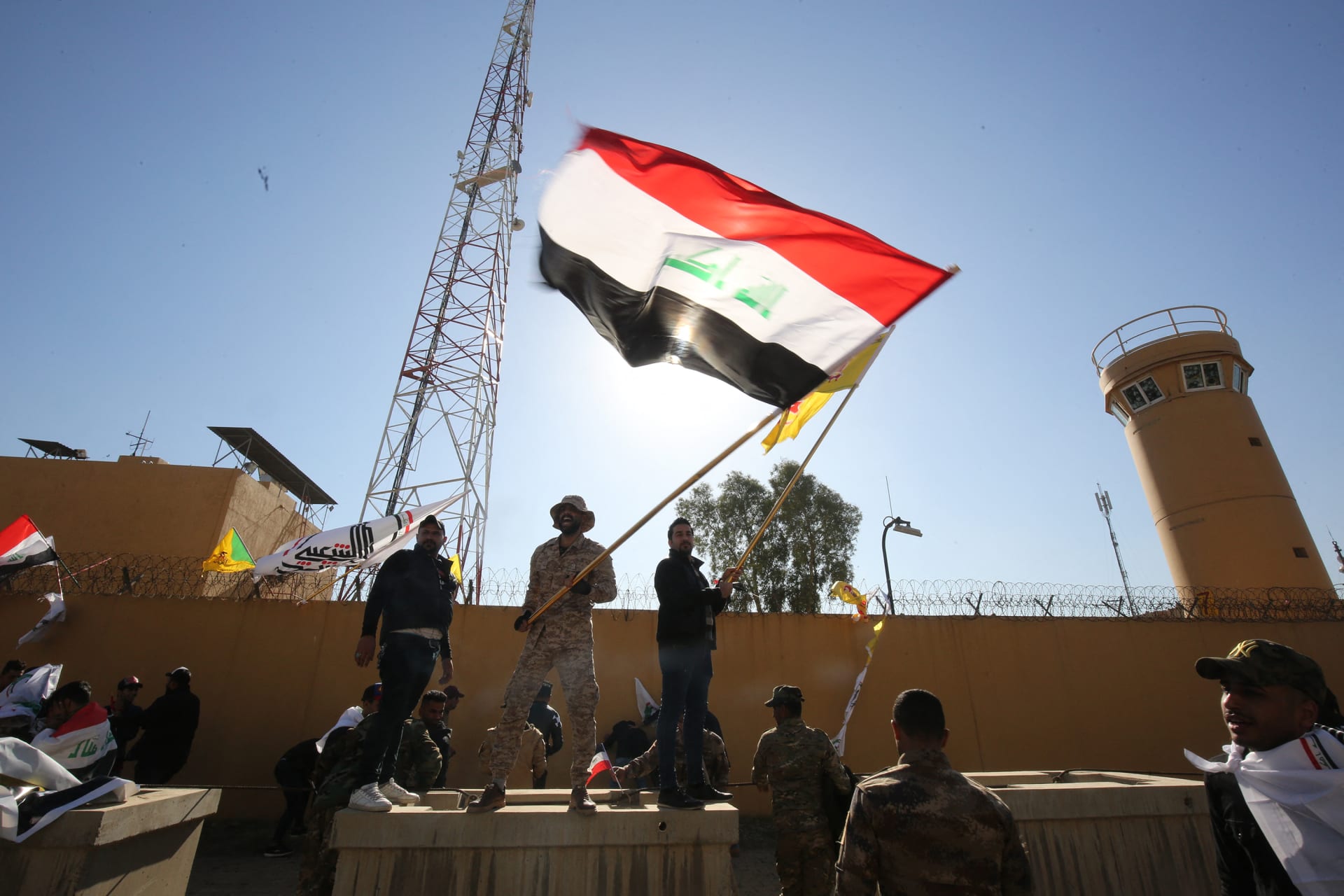 أمريكا تحذر العراق من "الميليشيات المتحالفة مع إيران التي تعمل بحرية" في البلاد