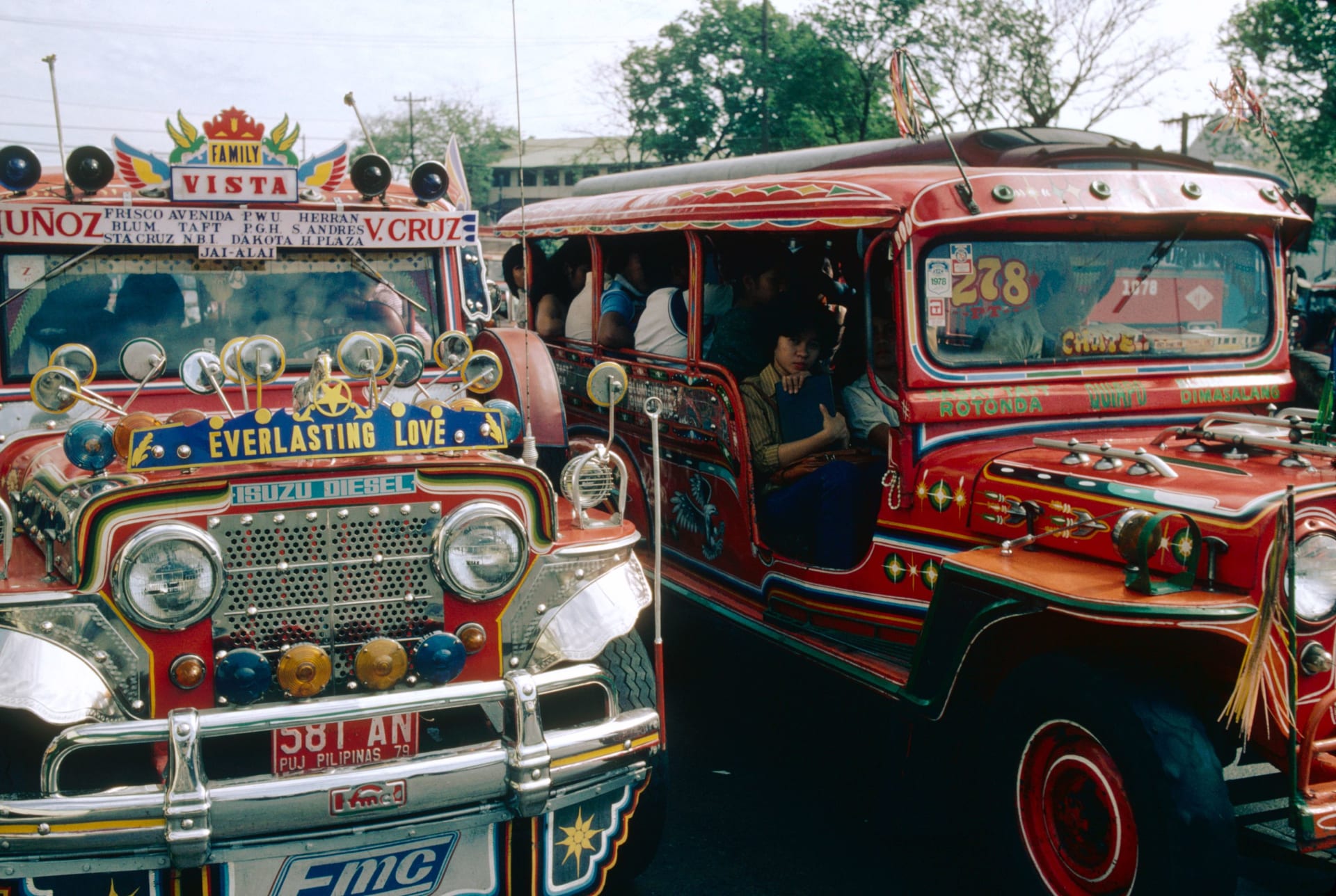 هل ستختفي سيارات الجيب الملونة والصاخبة في الفلبين من الطرق قريبًا؟