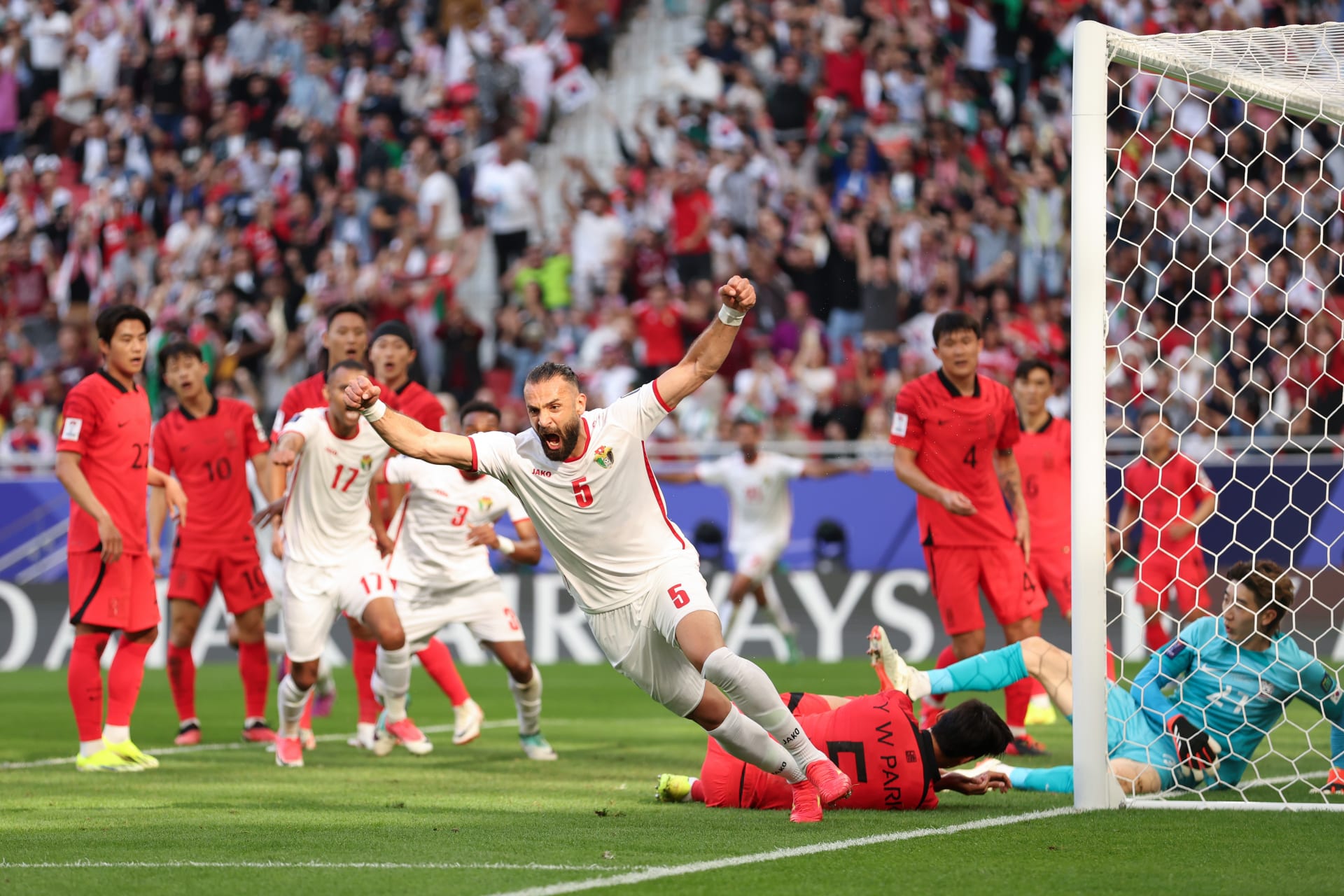 "مباراة الحلم المرتقب".. برأيك هل يستطيع المنتخب الأردني الوصول لنهائي آسيا على حساب نظيره الكوري؟