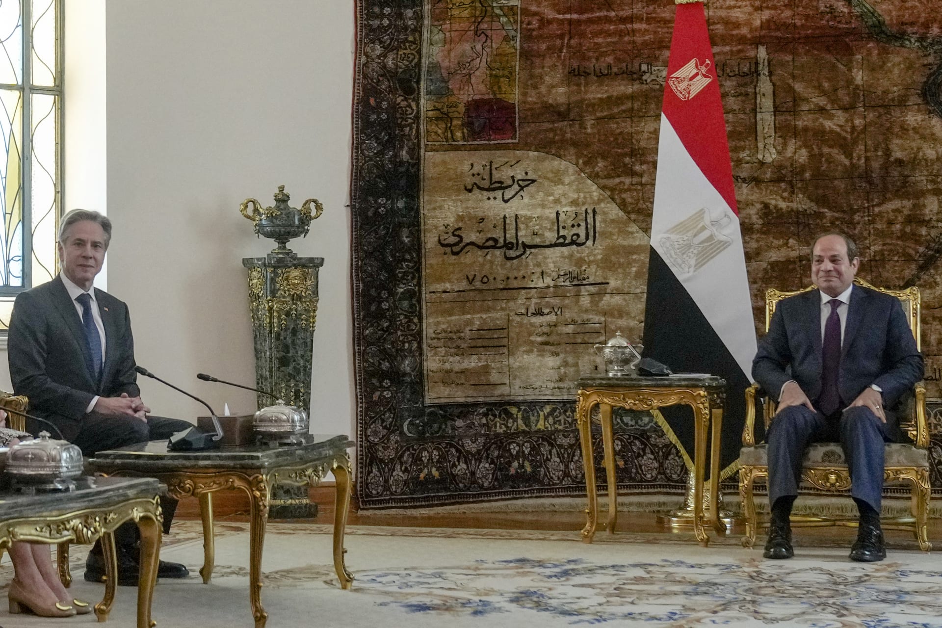 بلينكن يلتقي السيسي في القاهرة بحضور رئيس المخابرات المصرية 