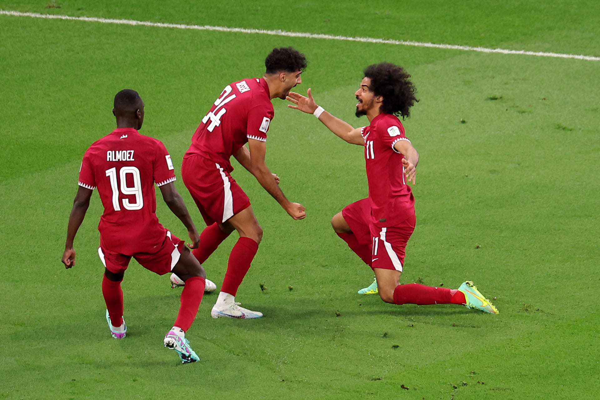 "نهائي عربي".. قطر تتغلب على إيران وتضرب موعداً مع الأردن في المشهد الختامي من كأس آسيا