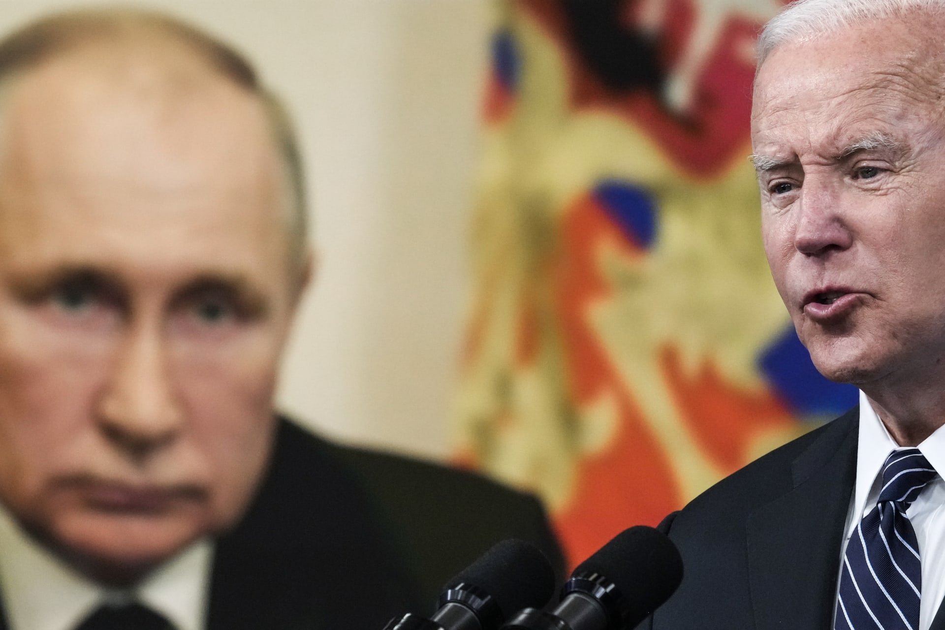 بايدن: أمريكا ستفرض عقوبات على بوتين بسبب وفاة نافالني