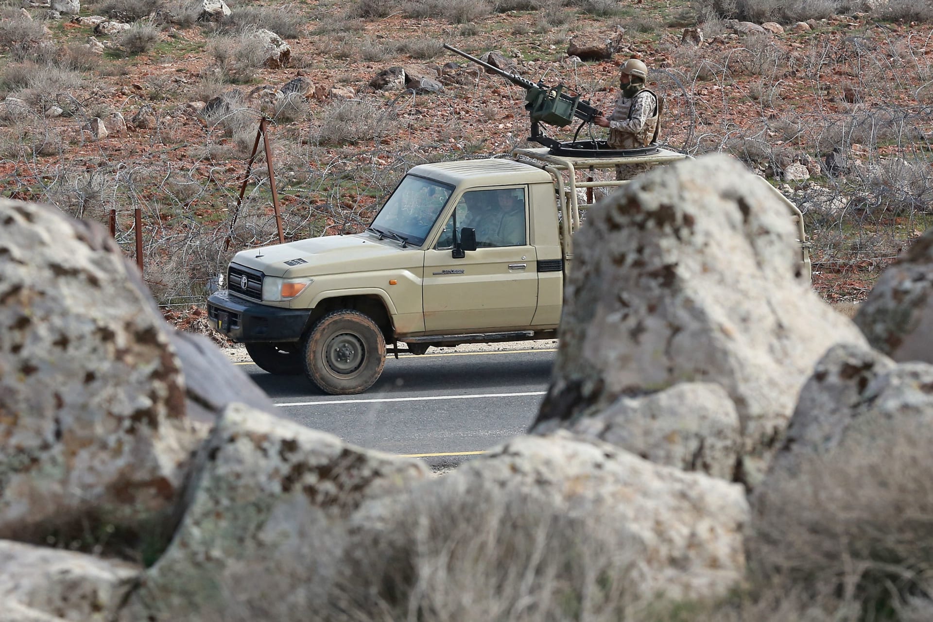 الجيش الأردني: مقتل 2 من المهربين في إحباط تهريب مخدرات داخل المملكة قادمة من سوريا 